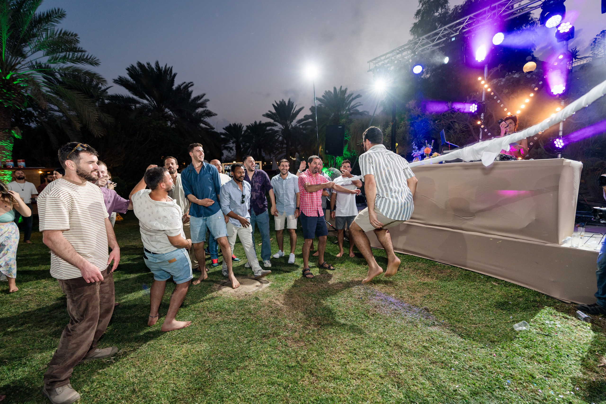 Shirley & Yoav. AMIR BUCHNIK PHOTOGRAPHER