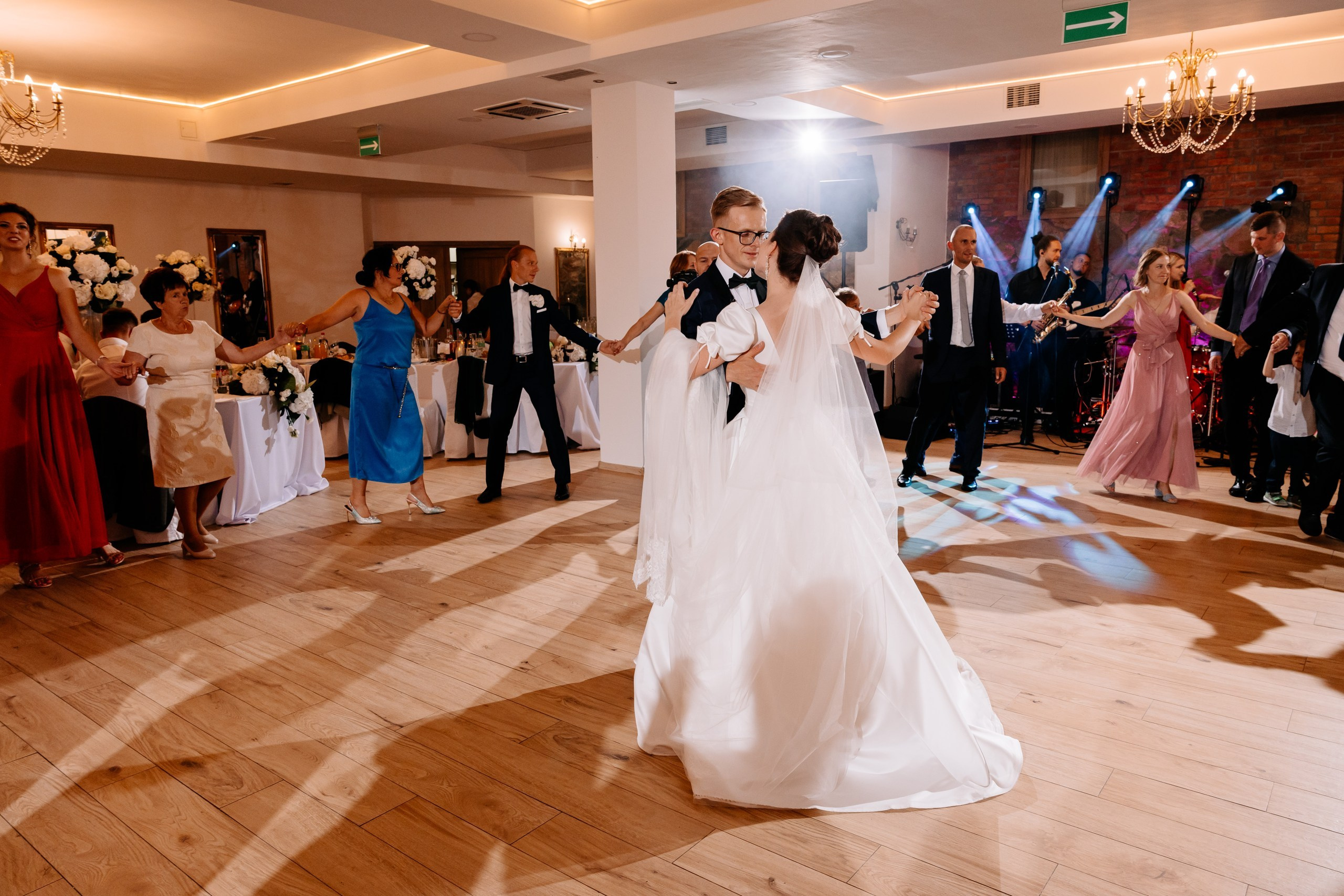 Wiki ♡ Przemek. Fotograf Ślubny Warszawa - Sesje Biznesowe Rodzinne Eventy