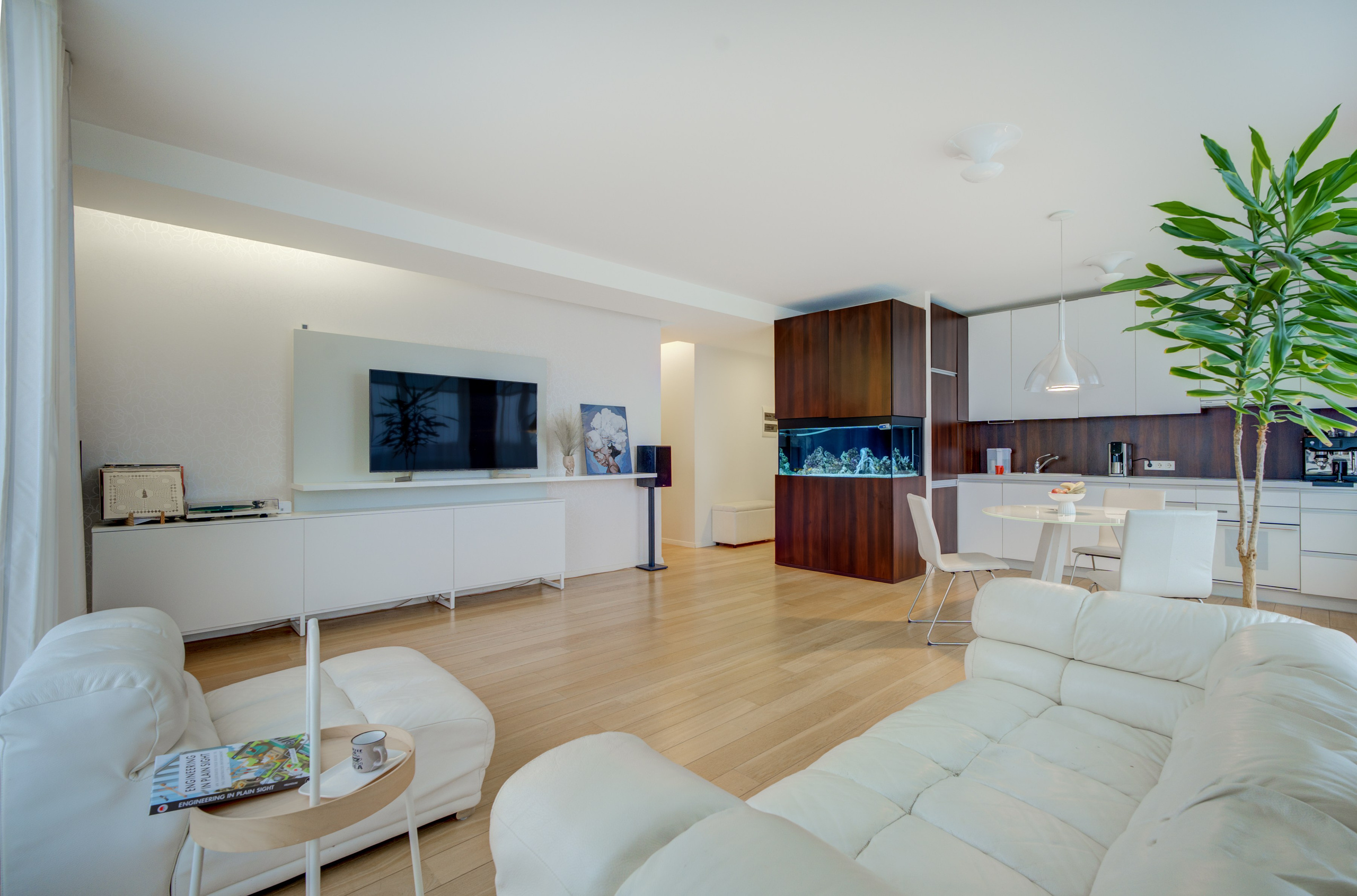 Bajorų kelias 17, 3k butas. Elina Sapiega fotografė Vilniuje