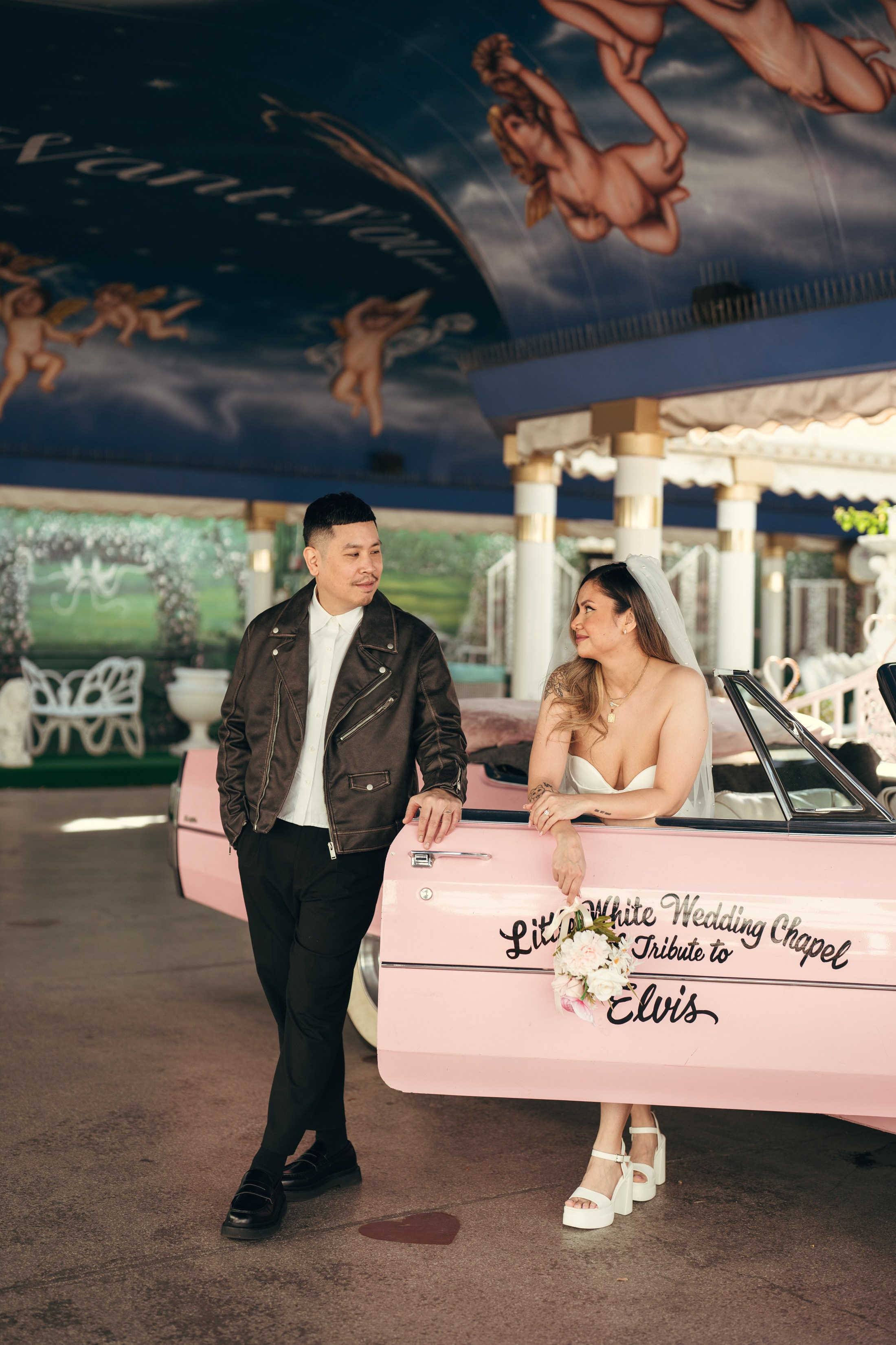 Louise&Harold. Wedding & elopement photographer Viktoriya Kravtsov. Las Vegas