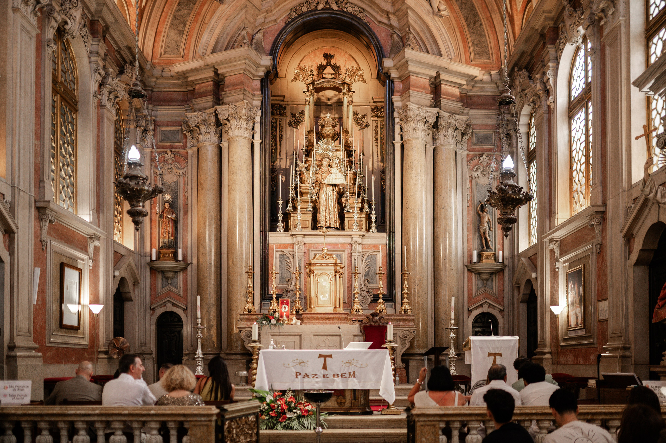 Фотосъёмка крестин — тёплые и значимые моменты. Ваш фотограф в Лиссабоне — Анна Белова