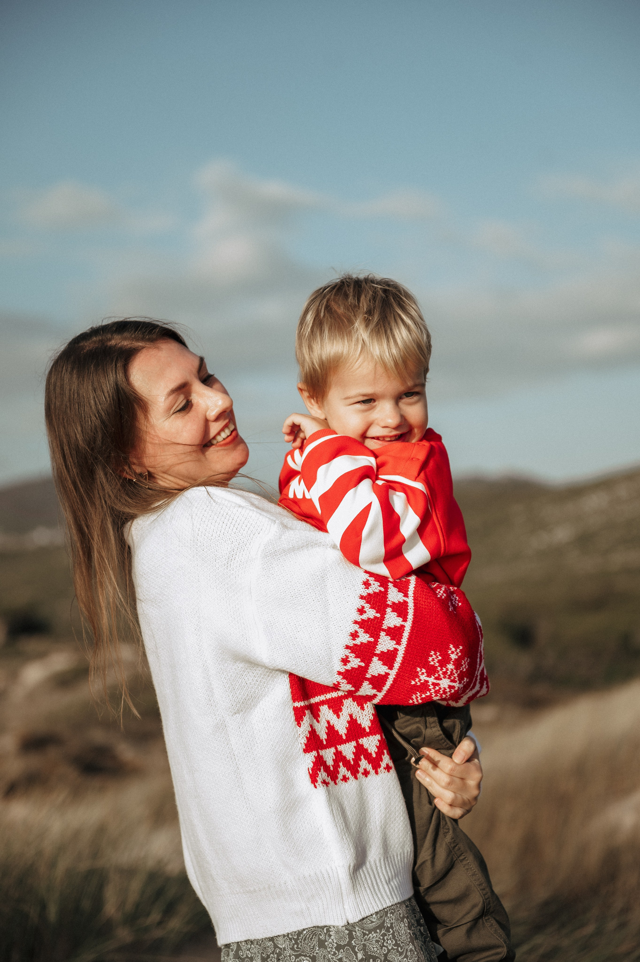 Family Christmas photoshoot on the beach in Portugal. Ваш фотограф в Лиссабоне — Анна Белова