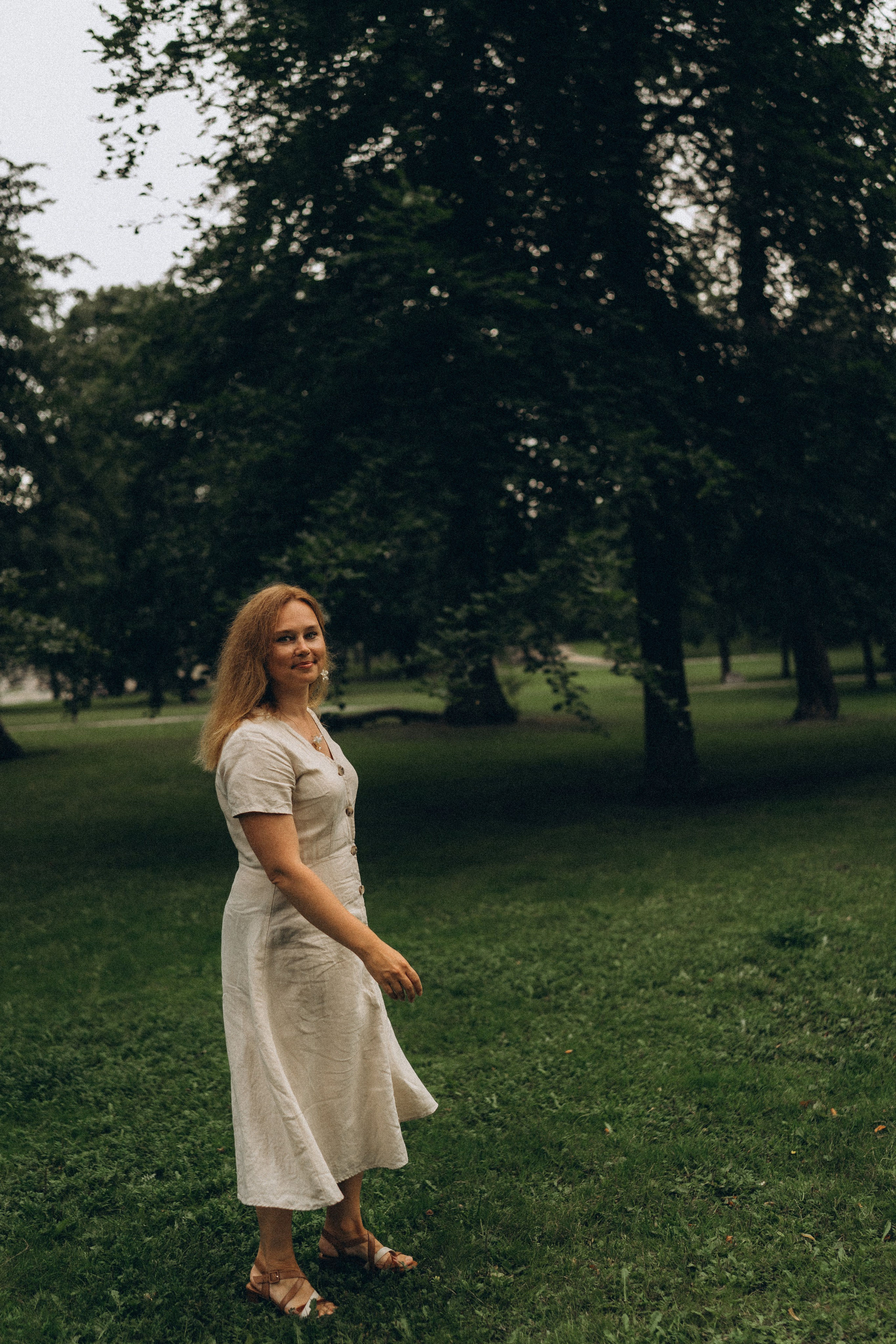 Kaivopuisto. Wedding and potrait photographer in Helsinki Vickan O