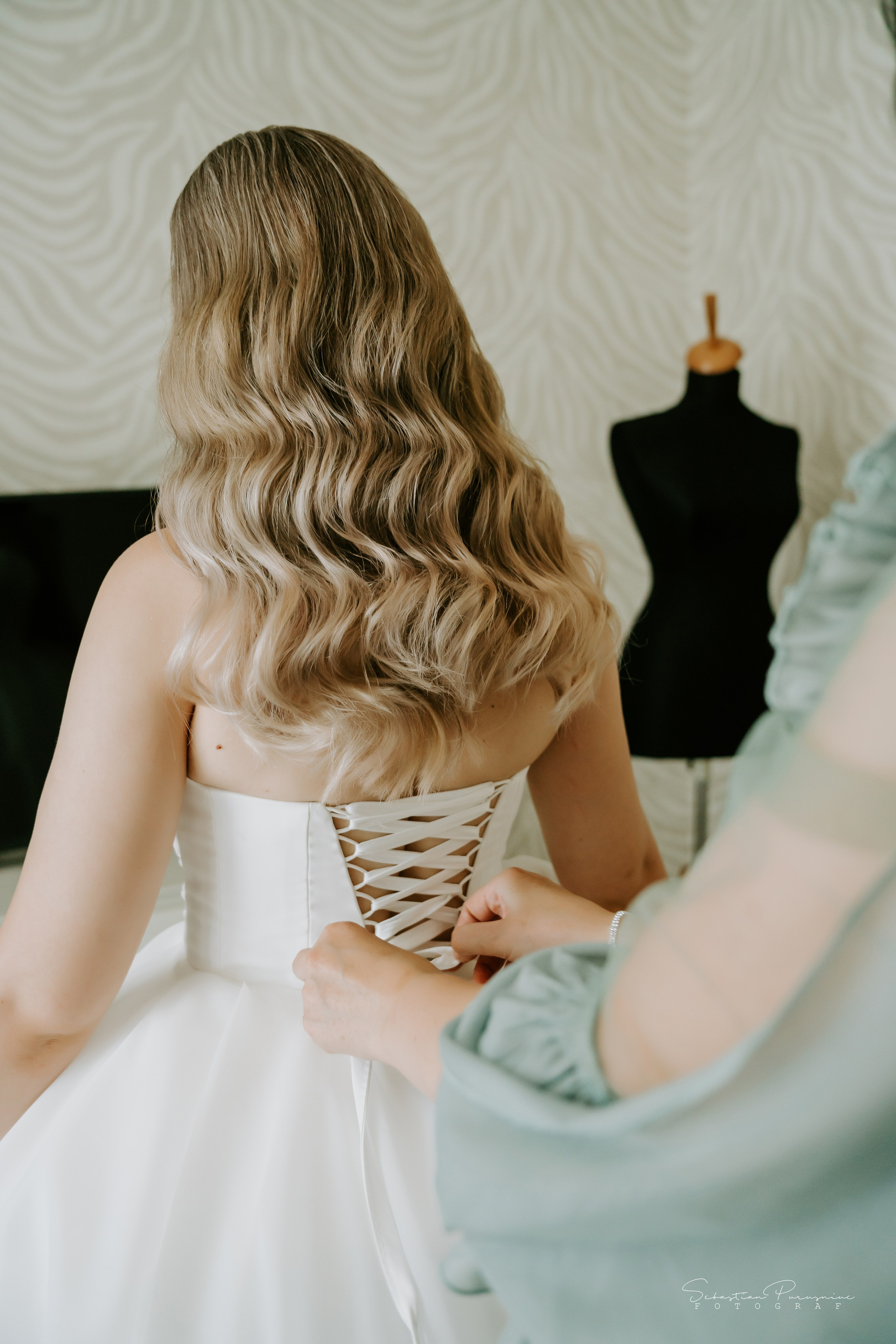 Bianca & Iulian. Sebastian Purusniuc Fotograf - Iasi