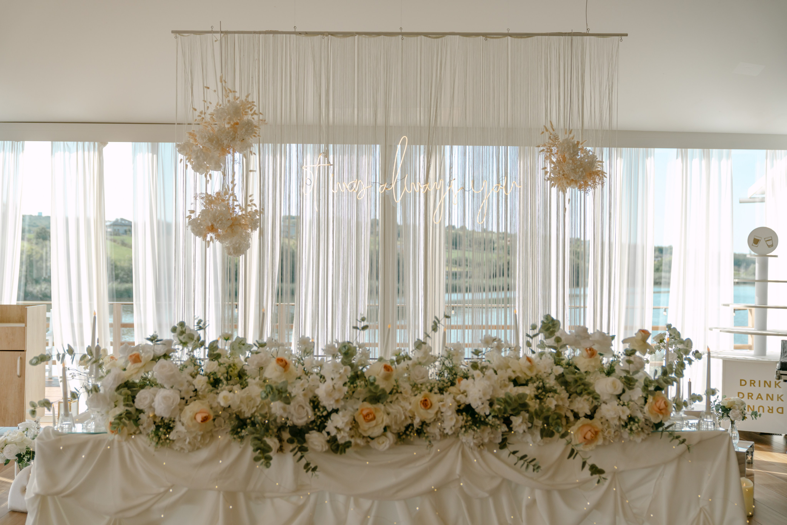 Gabriela & Dragos. Gabrielacojocariu.com