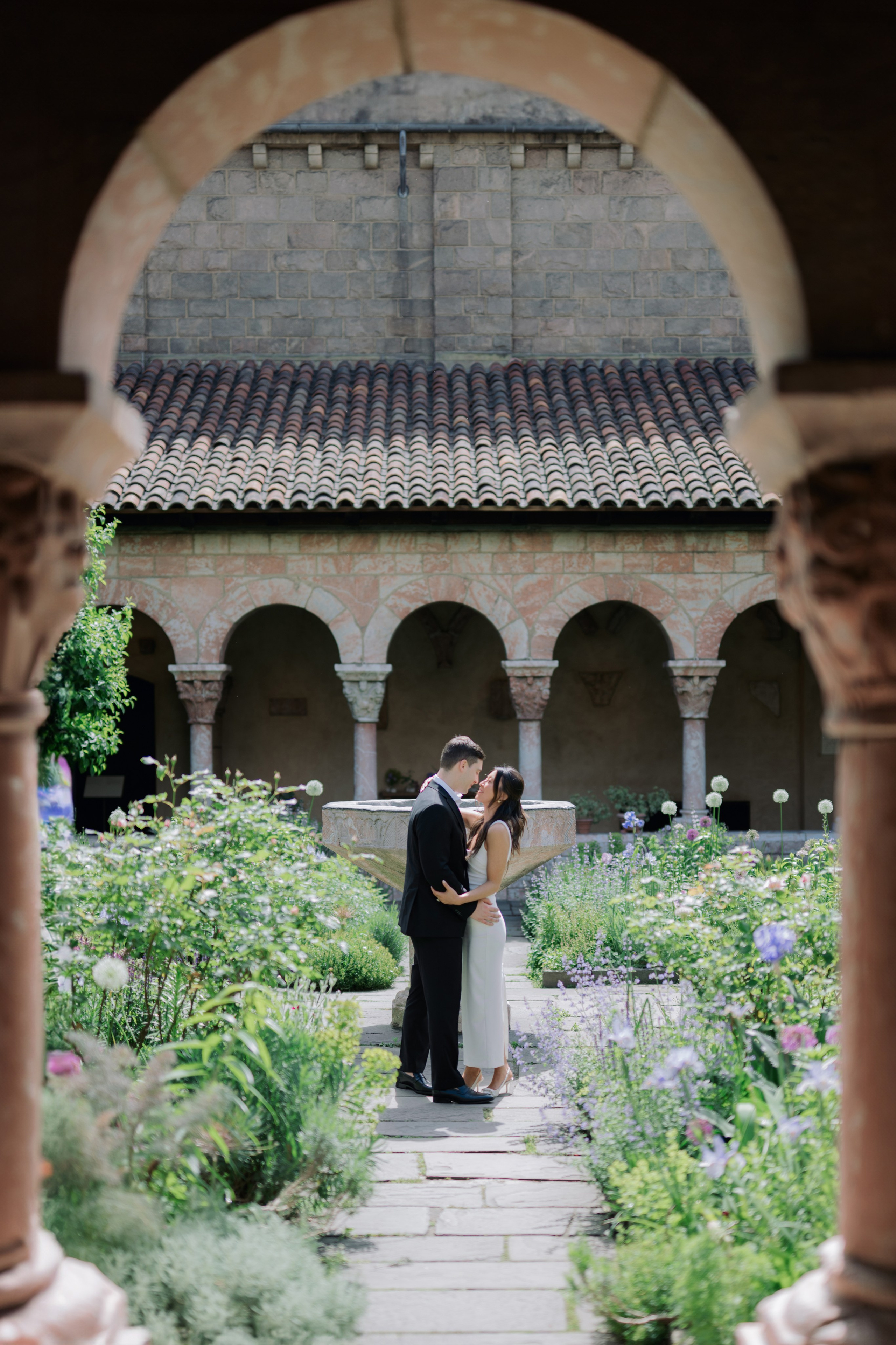Jennifer & John. Engagement Photoshoot at The Cloisters, Fort Tryon Park