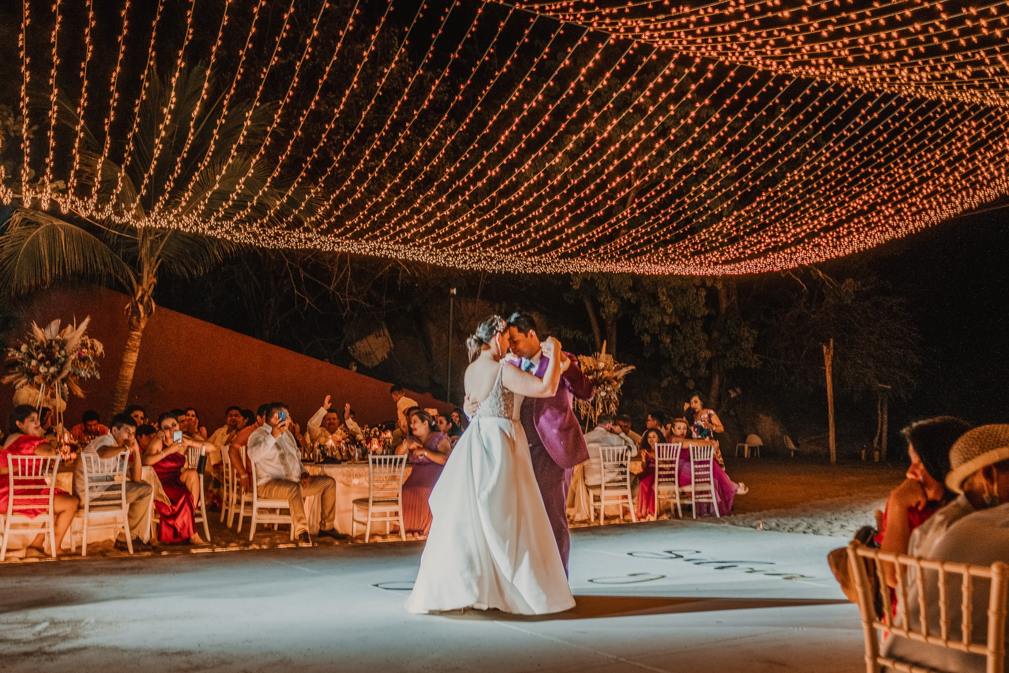 Silvia & Julio / Huatulco. Wedding and family photographer in Mexico City