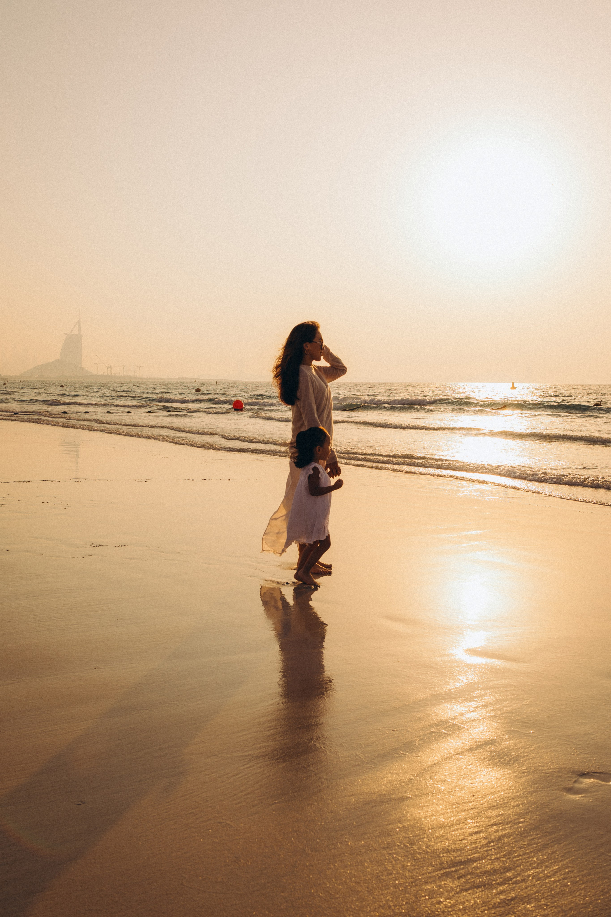 Mother’s love. Фотограф родов, семей и новорожденных малышей в Дубае