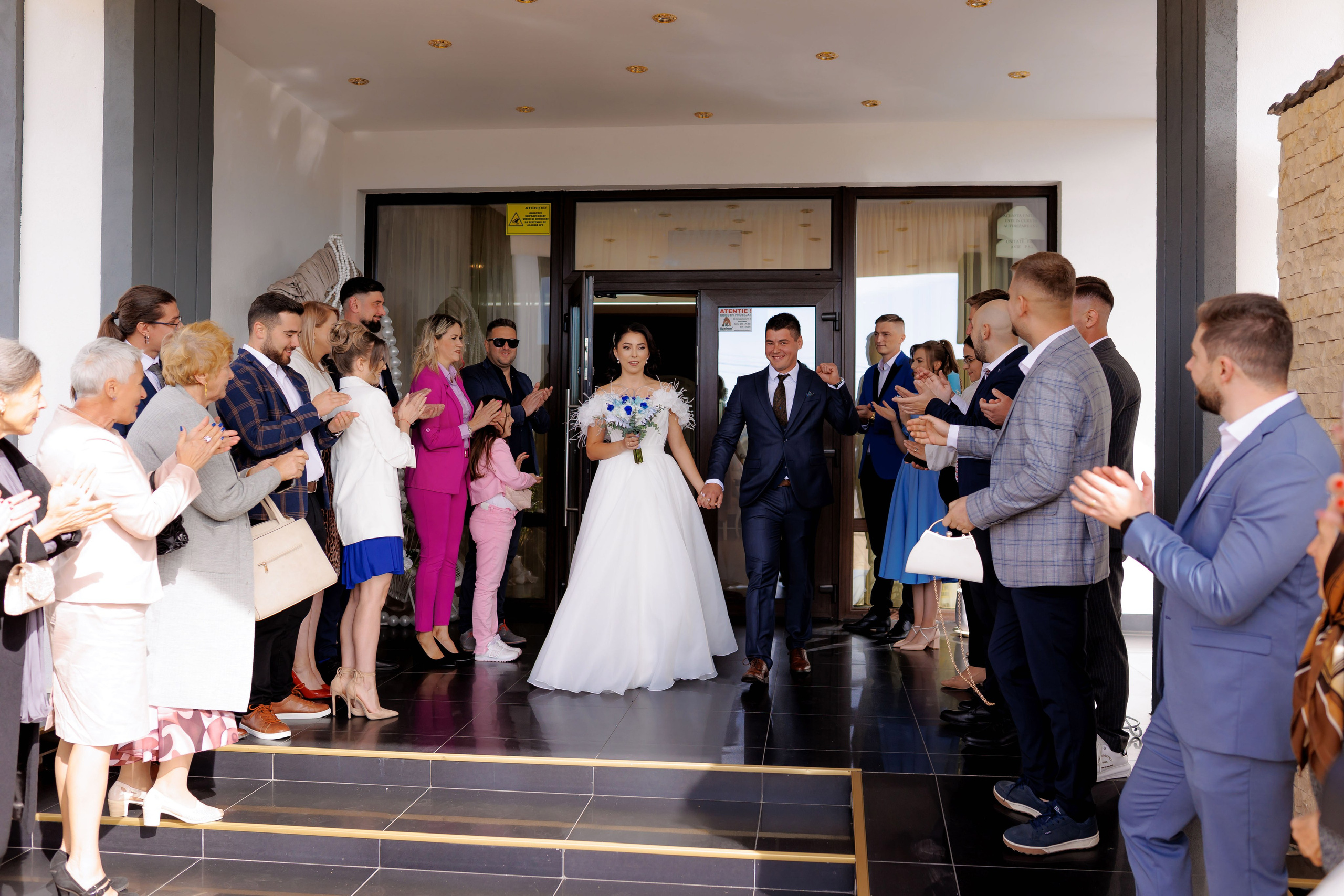 Loredana & Emilian – Ziua Nunții | Videografie - fotografie Botez Suceava, Iași, Botoșani. Servicii foto-video profesionale, pentru momente de neuitat