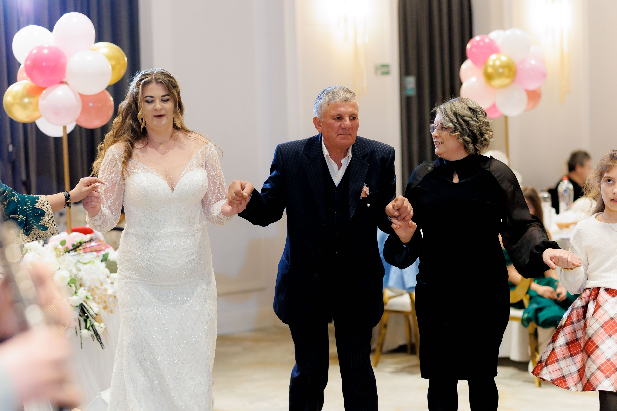 Povestea voastră, regizată de noi |Cristi Turculet Videograf Nuntă Suceava | wedding highlight. Servicii foto-video profesionale, pentru momente de neuitat