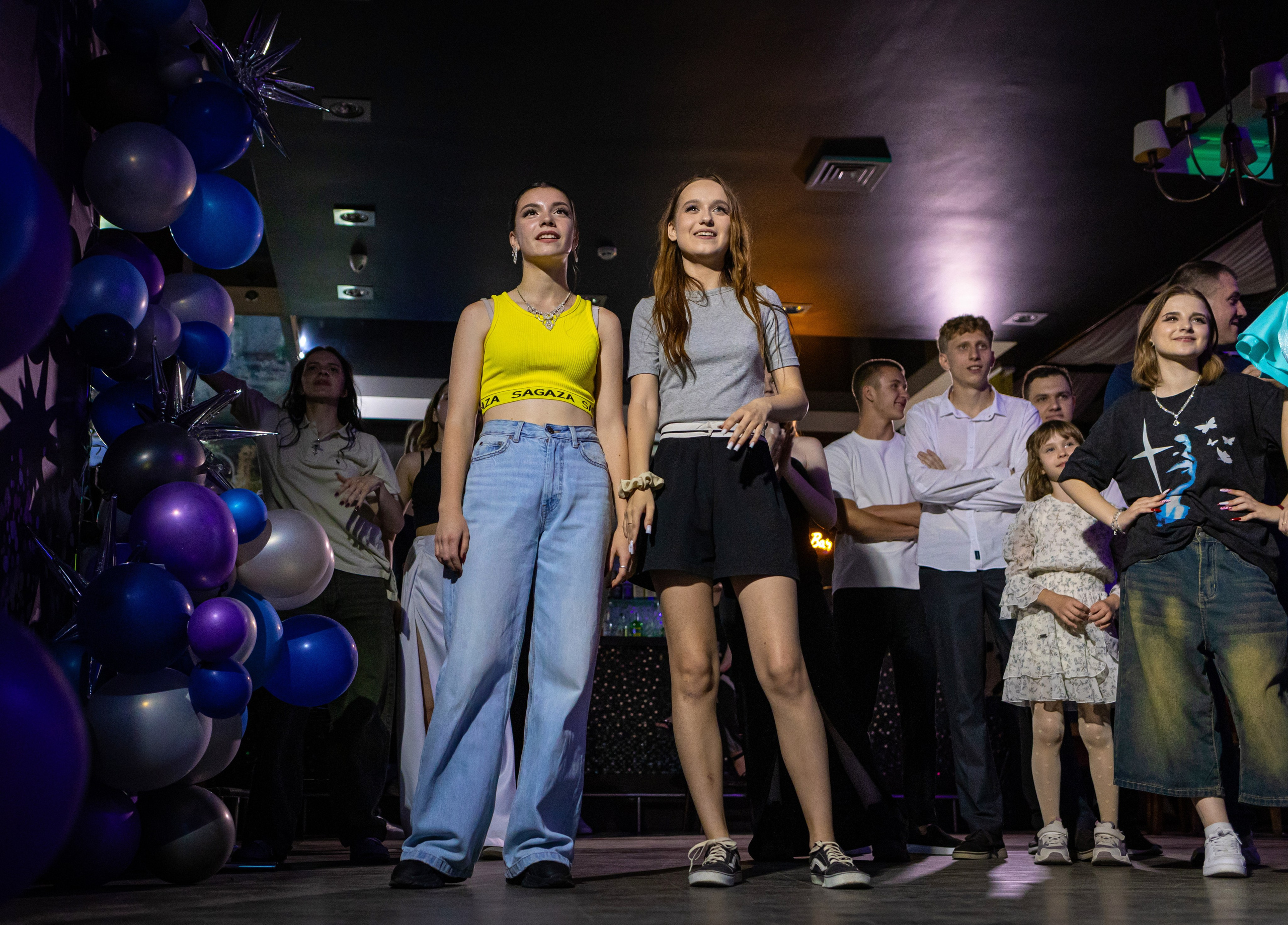 Пример фотосессии последний звонок и выпускной 11А, все в куче по очереди