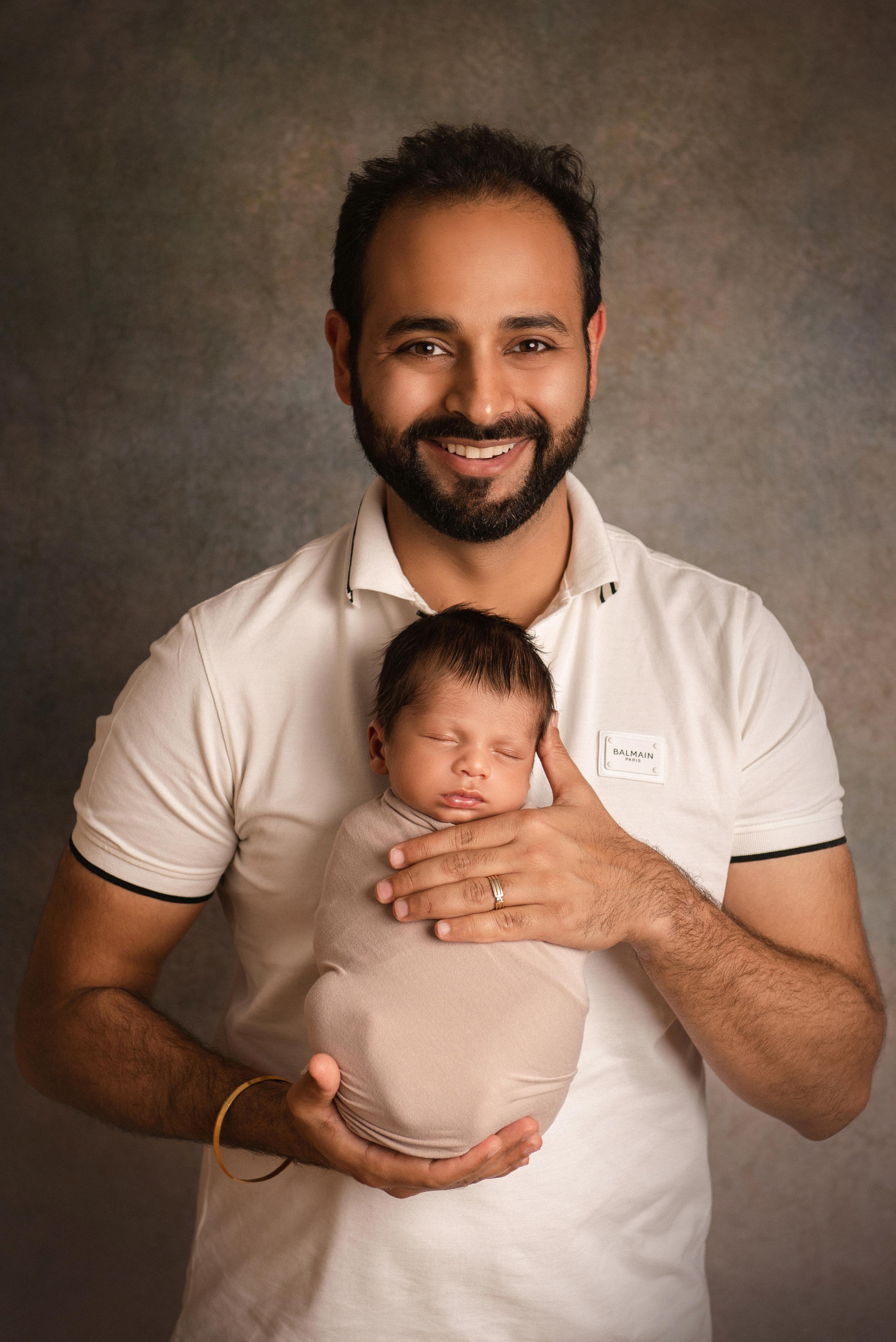FAMILY / MATERNITY. Ottawa Newborn and Baby Newborn Photographer Elena Helali