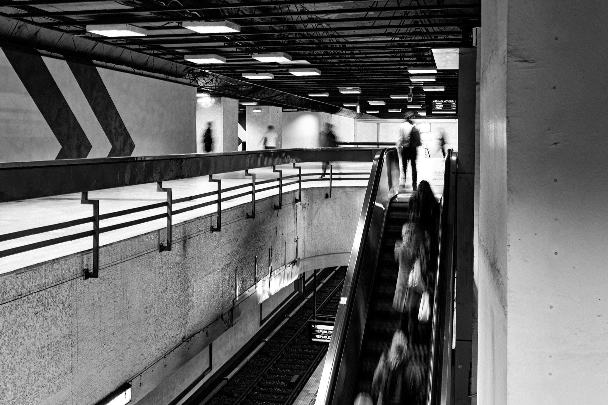 Monochrome. A Creative Insight | Catalin Nastase