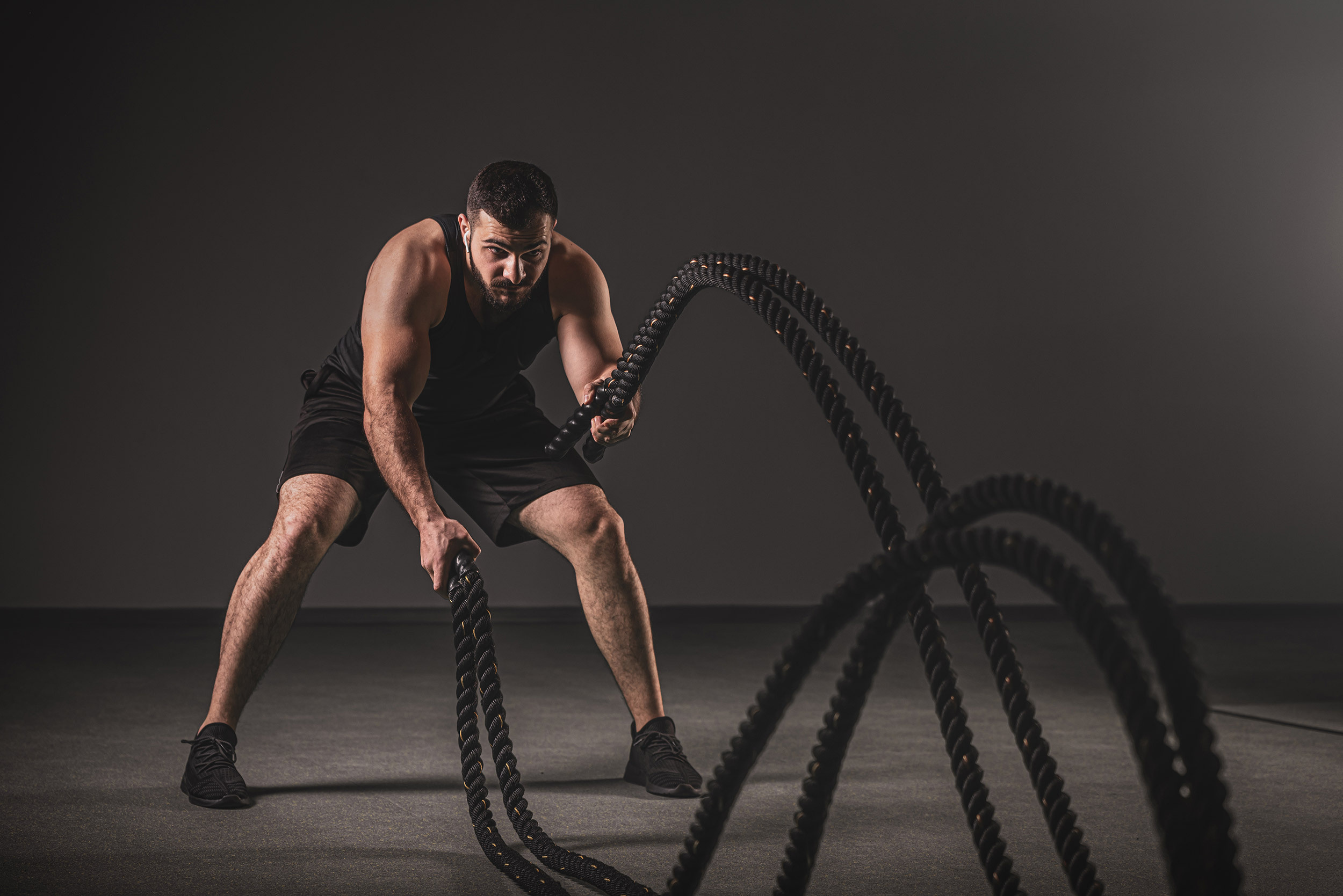 Functional training with battle ropes