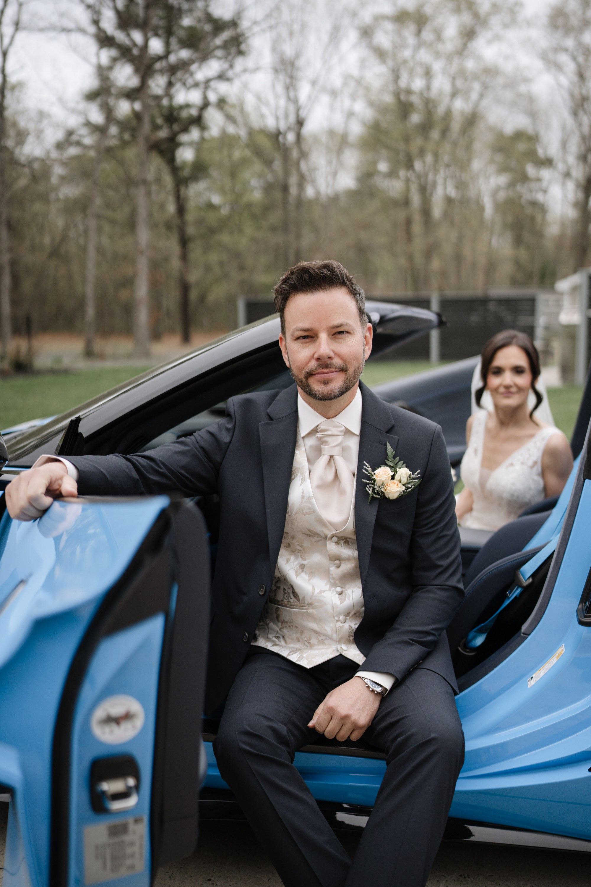 Liza and Jody. Philadelphia, PA. Portrait and wedding photographer in New York
