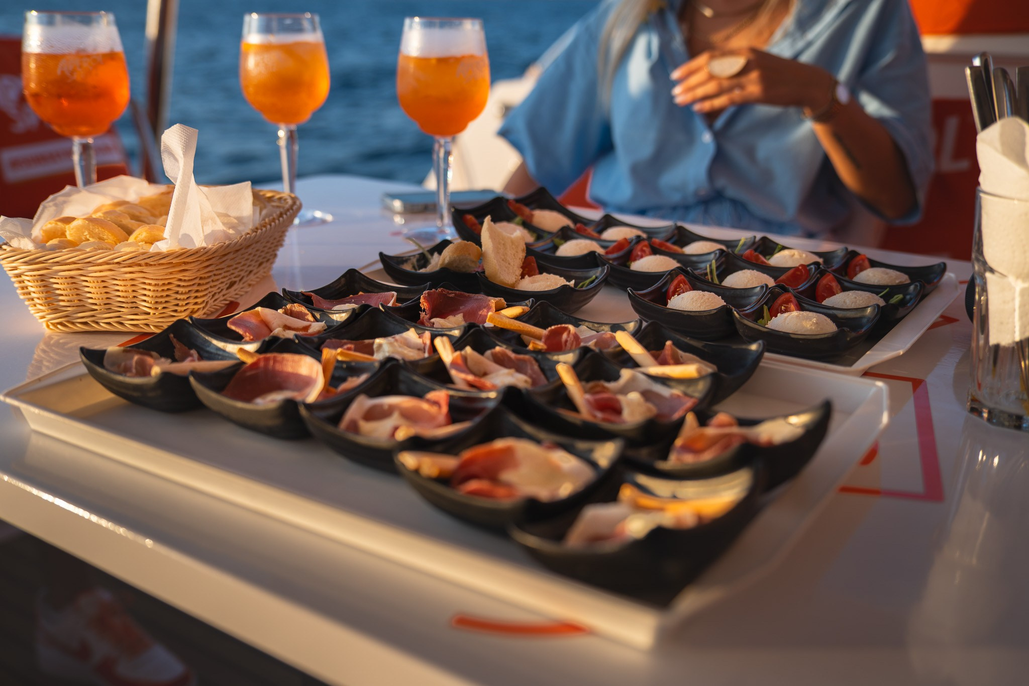 Aperol Spritz. Shiani Photography | Photographer in Zadar (Available Worldwide)|🇭🇷 Šime Aviani Fotograf iz Zadar|dostupan u cijeloj Hrvatskoj