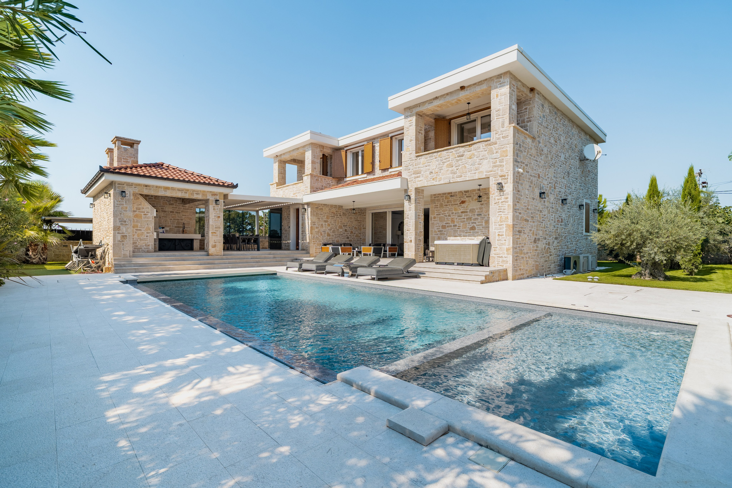 Real Estate. Shiani Photography | Photographer in Zadar (Available Worldwide)|🇭🇷 Šime Aviani Fotograf iz Zadar|dostupan u cijeloj Hrvatskoj