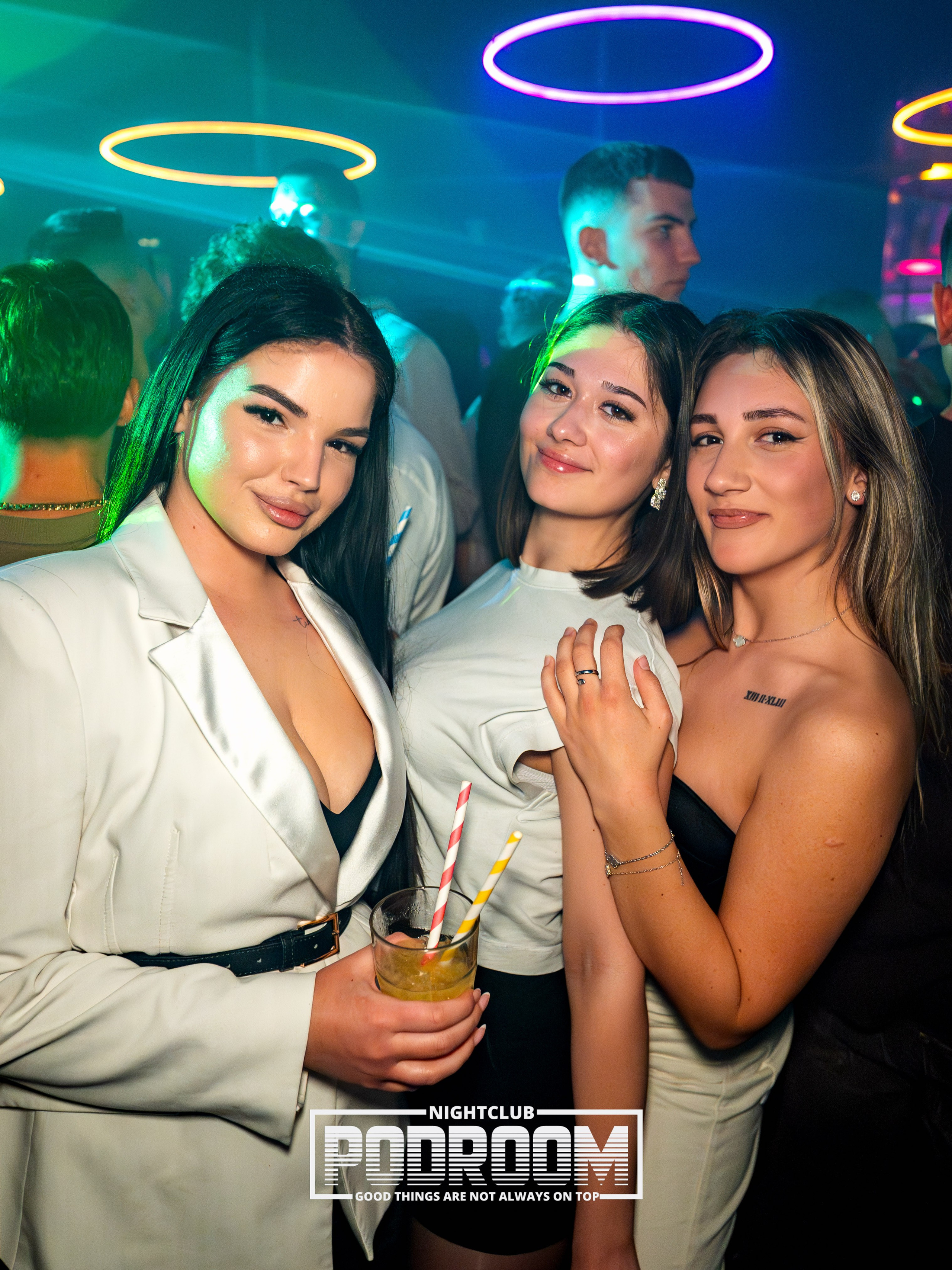 NightLife. Shiani Photography | Photographer in Zadar (Available Worldwide)|🇭🇷 Šime Aviani Fotograf iz Zadar|dostupan u cijeloj Hrvatskoj