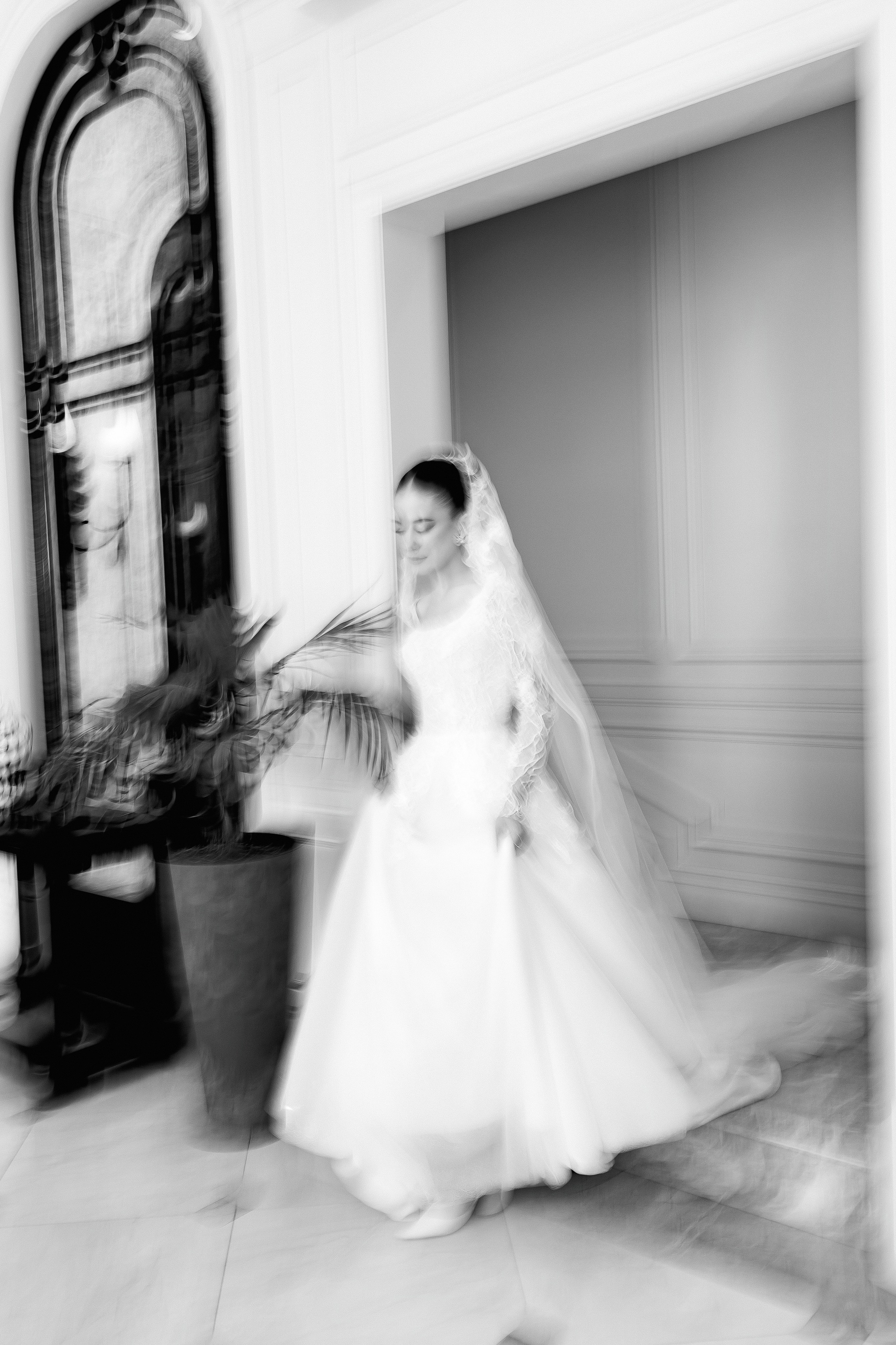 Serghei & Erica — Queen Residence. Servicii Foto și Video 067188353