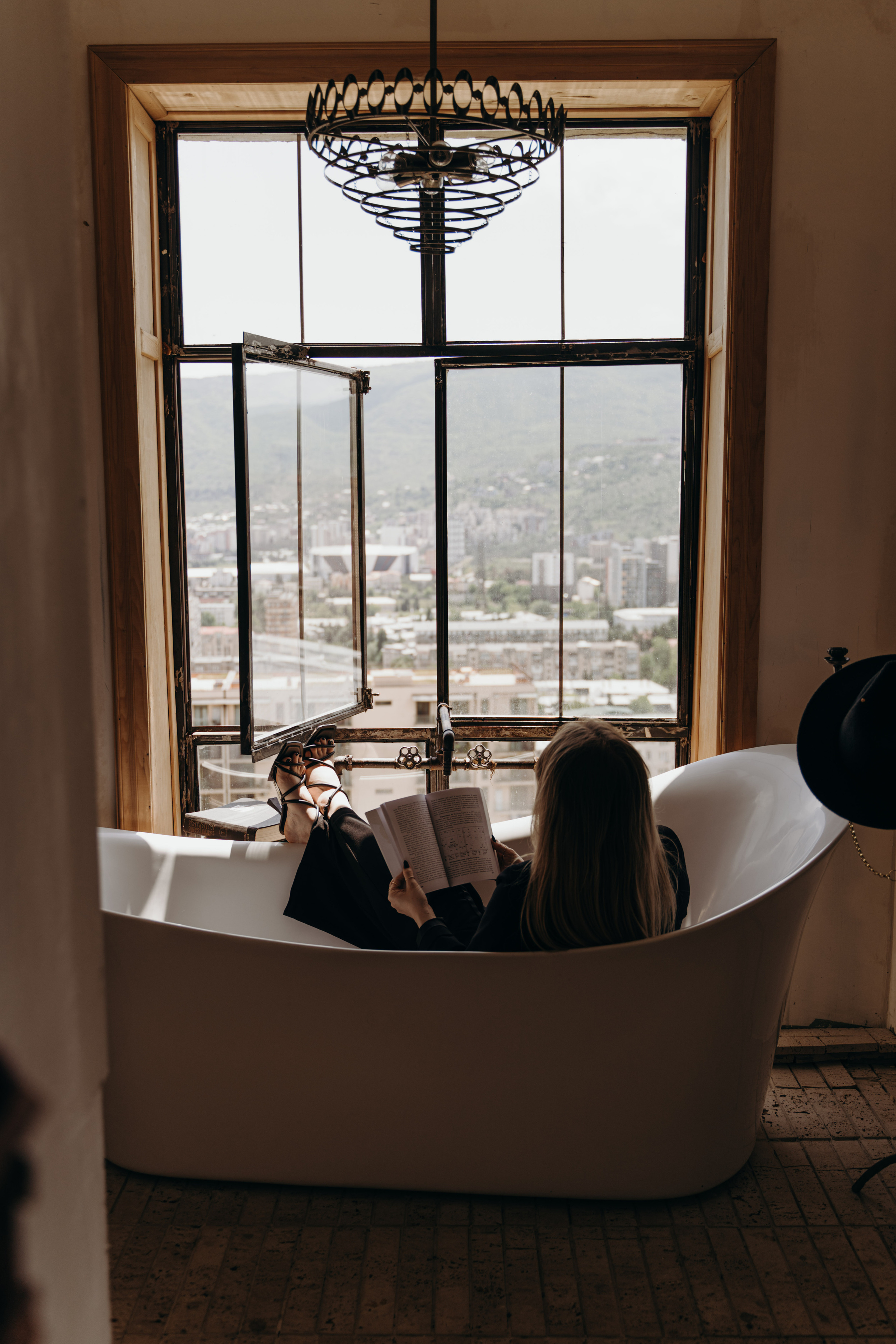 Content: Astrology. Дарья Филькова — фотограф и видеограф в Тбилиси, Грузия