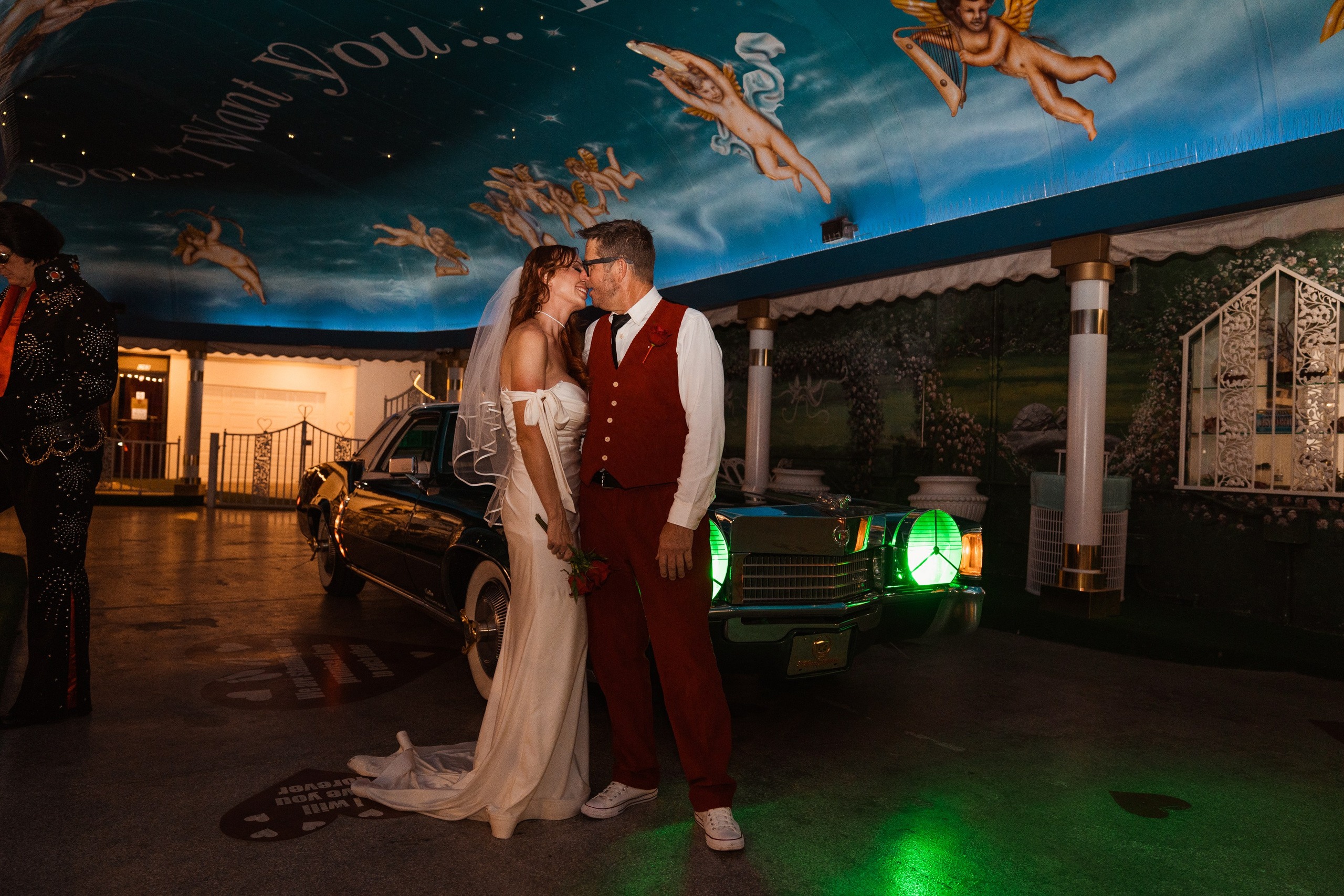 Rebecca&Todd. Wedding & elopement photographer Viktoriya Kravtsov. Las Vegas