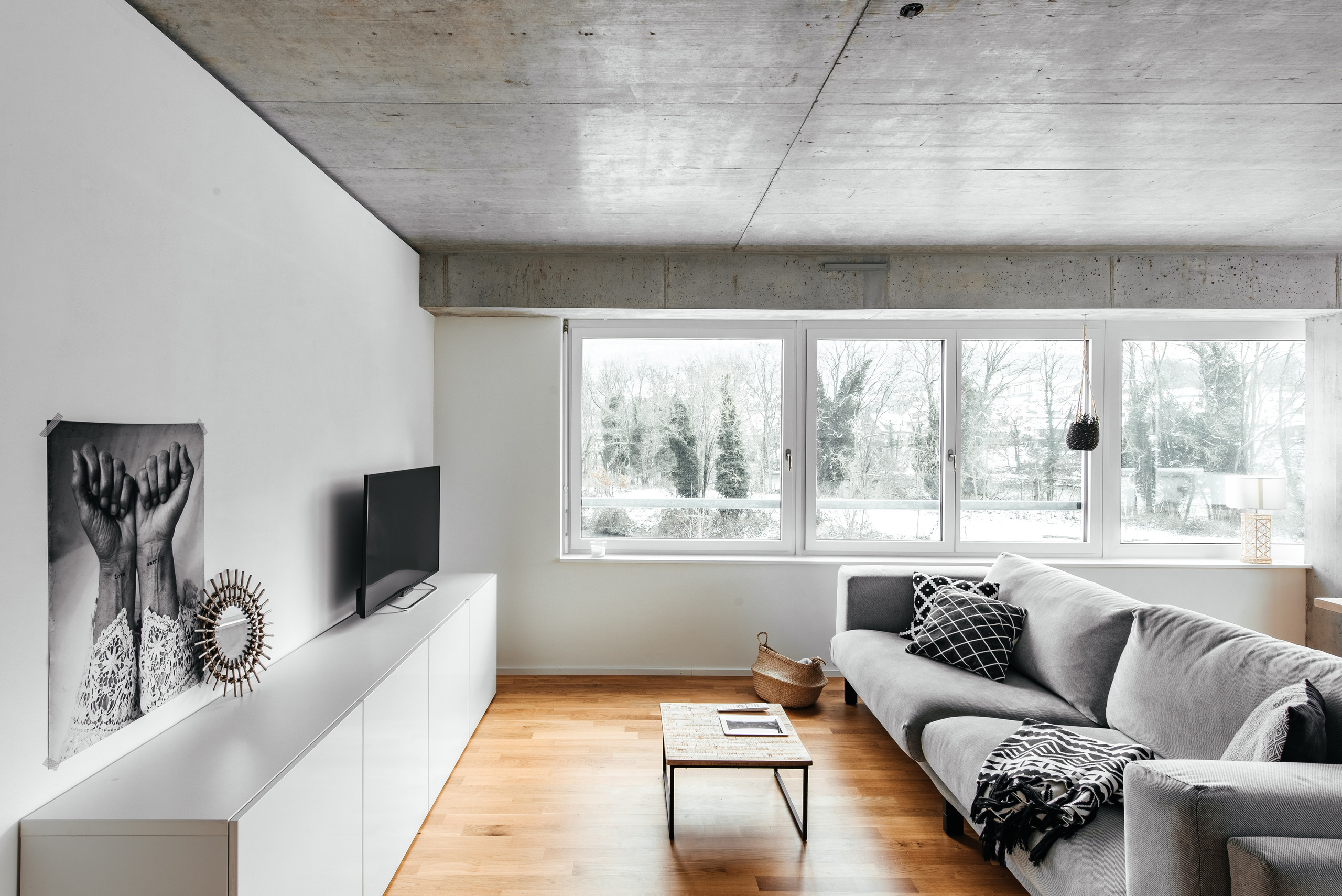 Wohnung, WINDISCH, AARGAU. Hallo! Ich bin Elena und arbeite als Immobilienfotografin