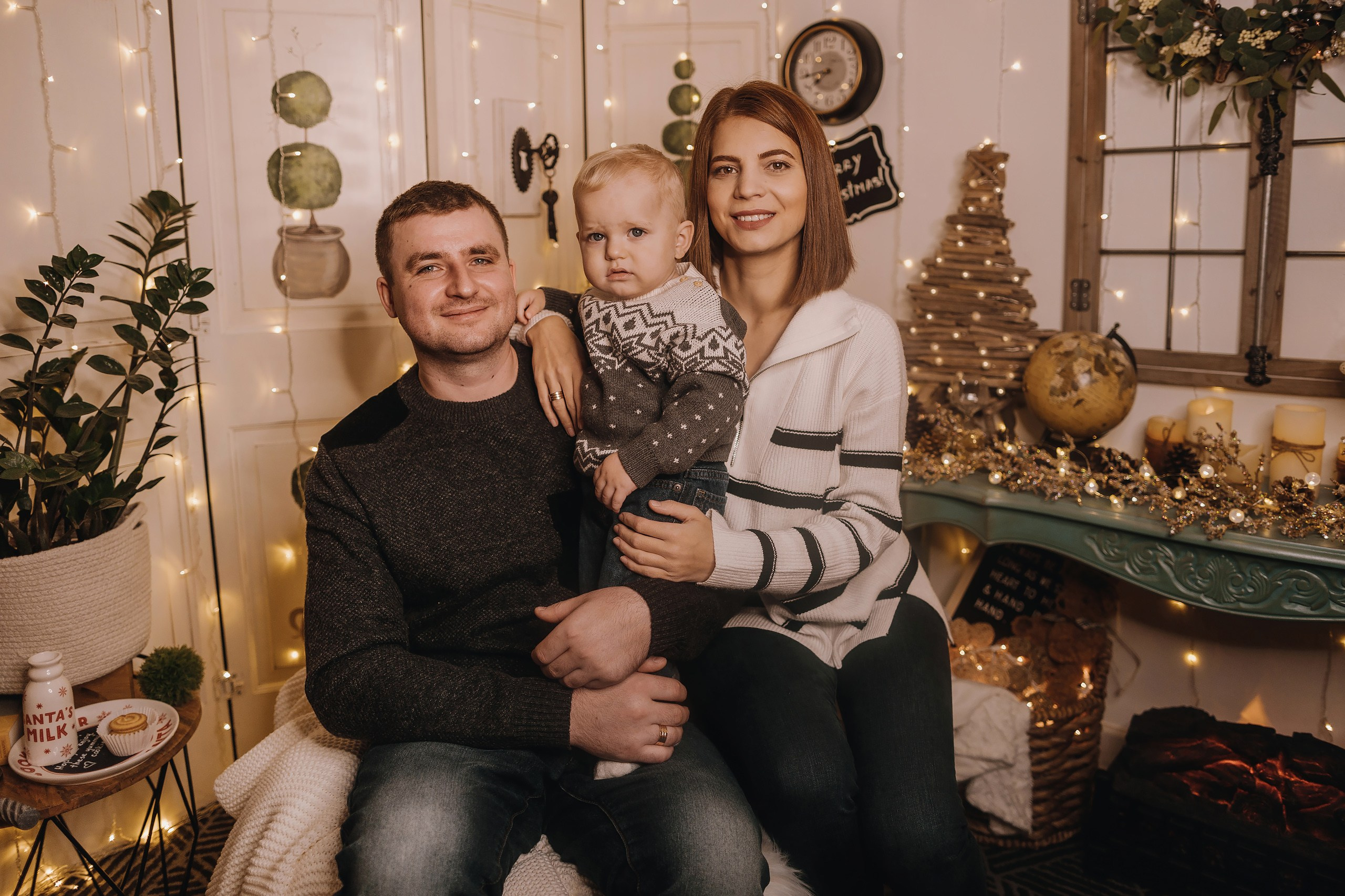 03.12.2023 Christmas Photoshoot. Wedding family event photographer in Chicago Nick Yushevich