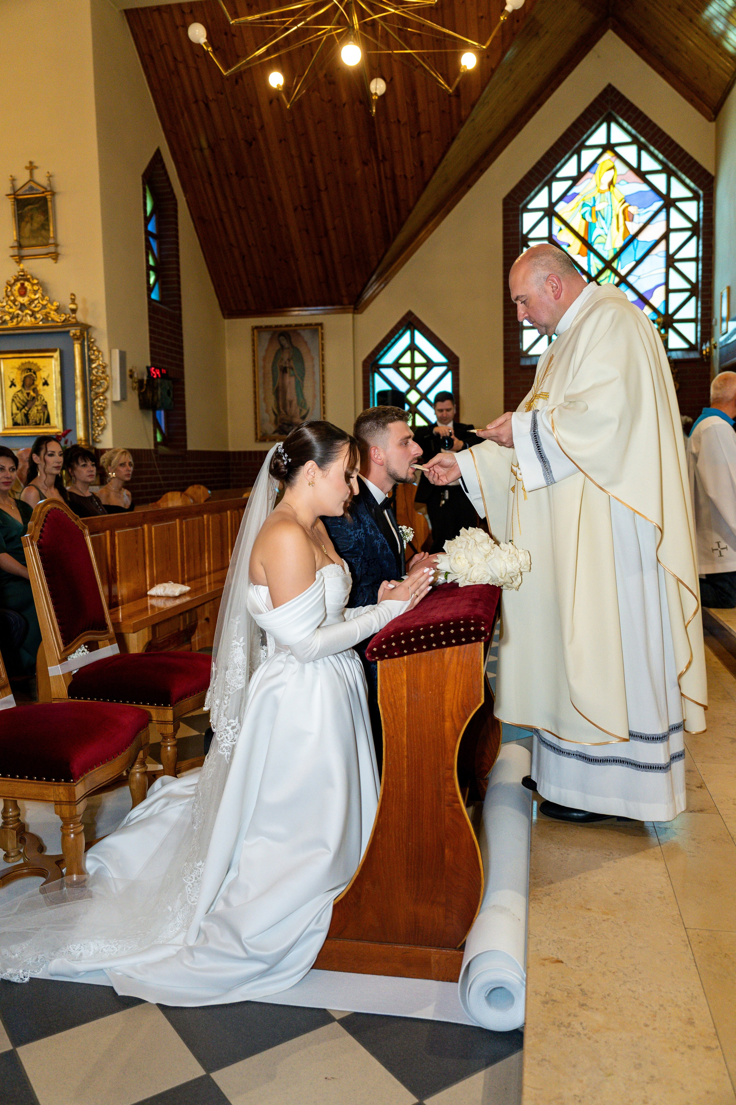 E&N: Zamek w Rzucewie. SL Wedding Photo — Editorial, Elegant & Timeless Wedding Photography in Poland and Across Europe