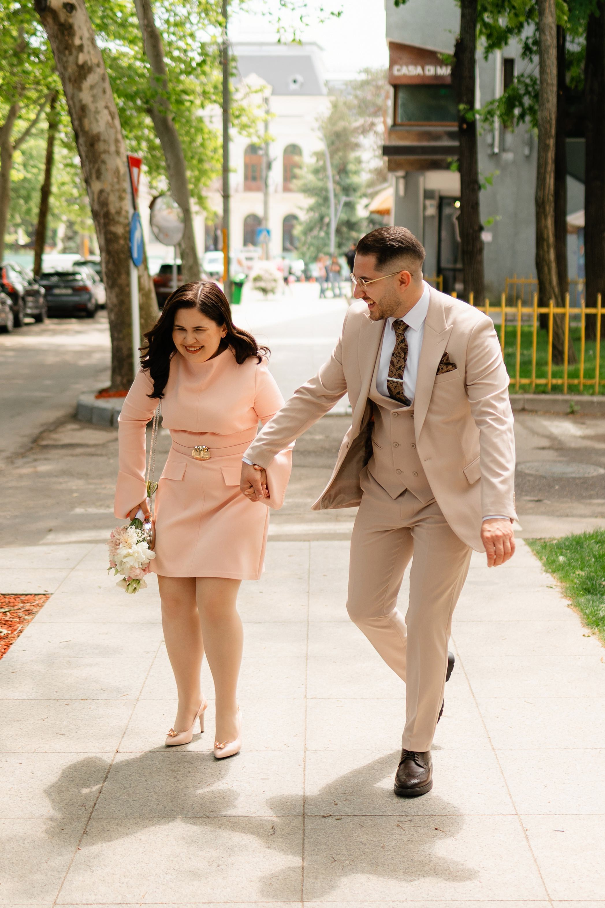 Olivia & Alex. Wedding Photographer, based in Iasi, Romania, but will travel all over the globe to make sure you look amazing in all your wedding photos
