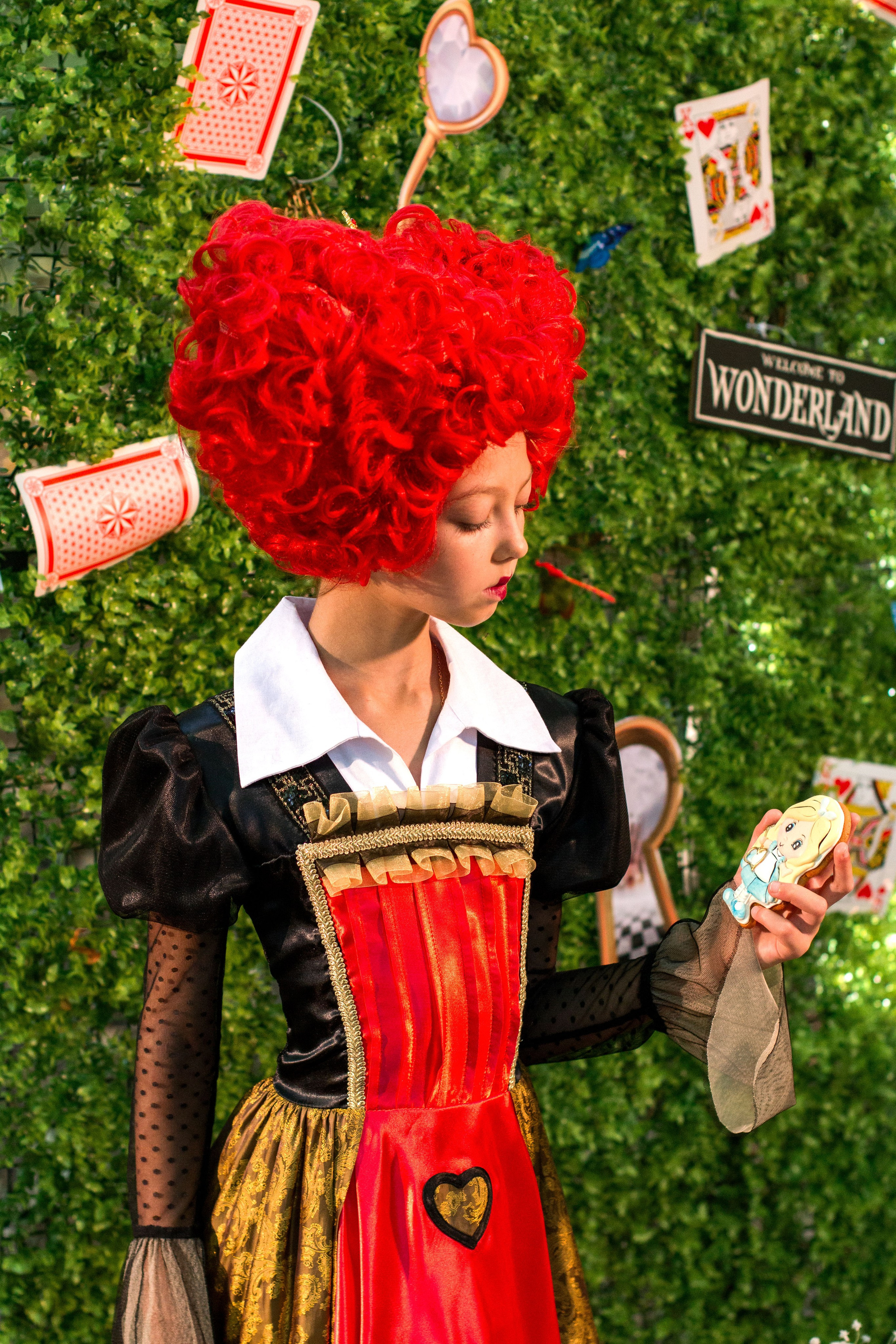 Алиса в стране чудес. Детский и семейный фотограф в г. Бельцы