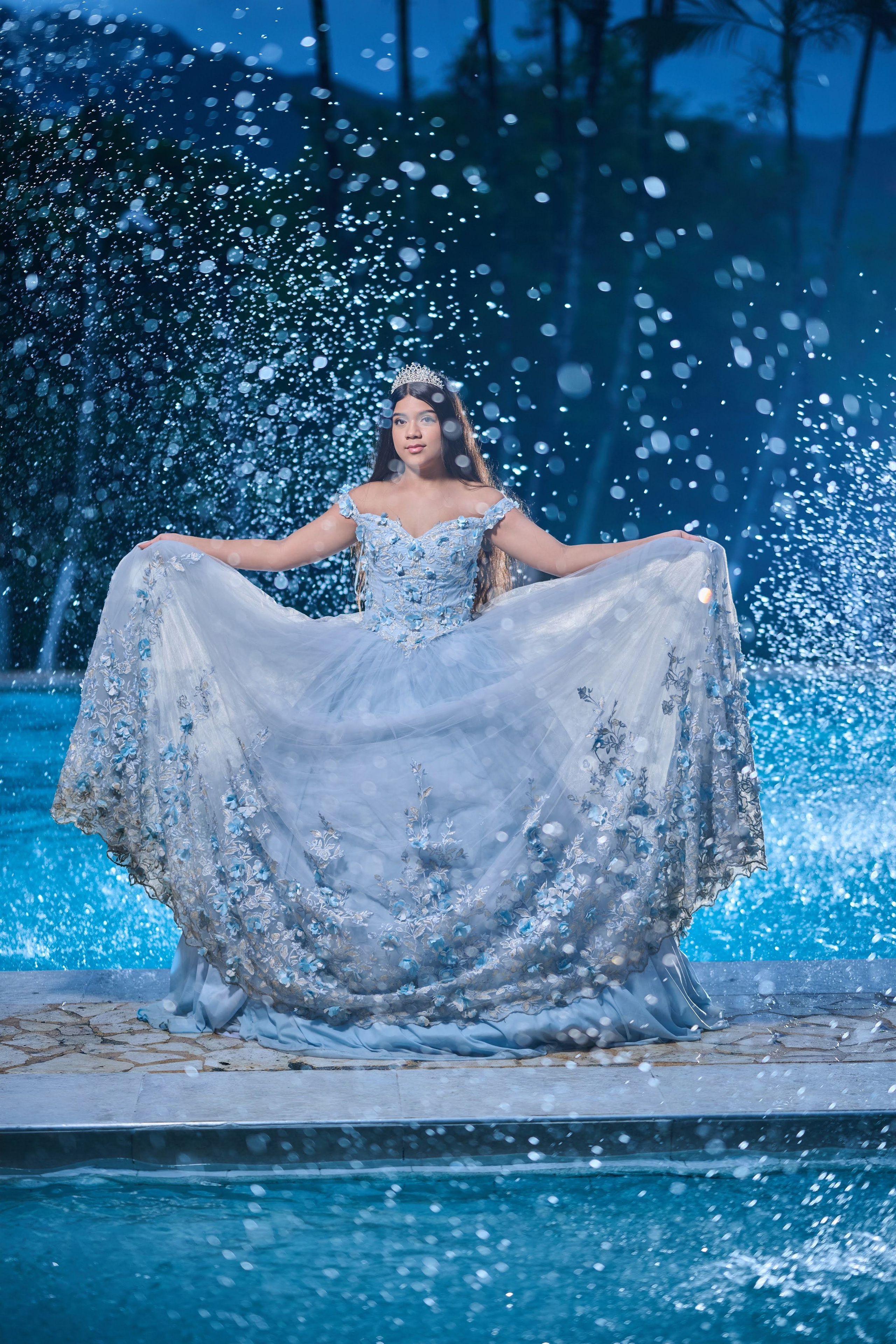 Mis 15 | Sesiones de Fotografía Modernas. Wedding Photography & Videography by ZZ Hendrick | Capturing Your Love Story in Colombia & USA