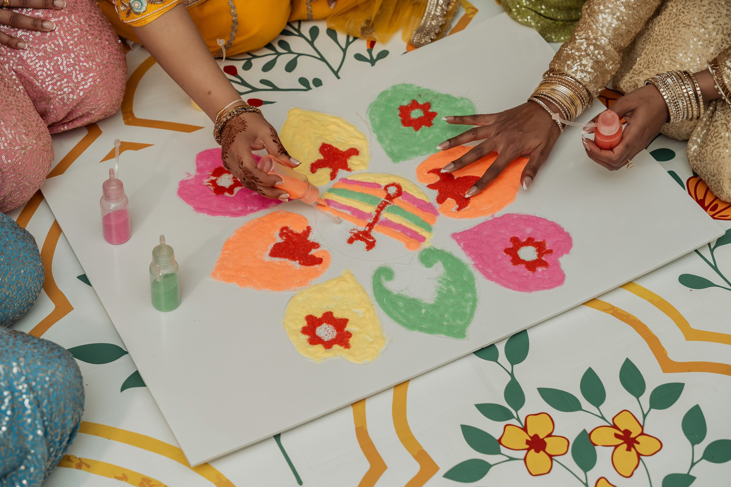 Gurchain & Tegvir. Wedding Photographer & Cinematographer studios