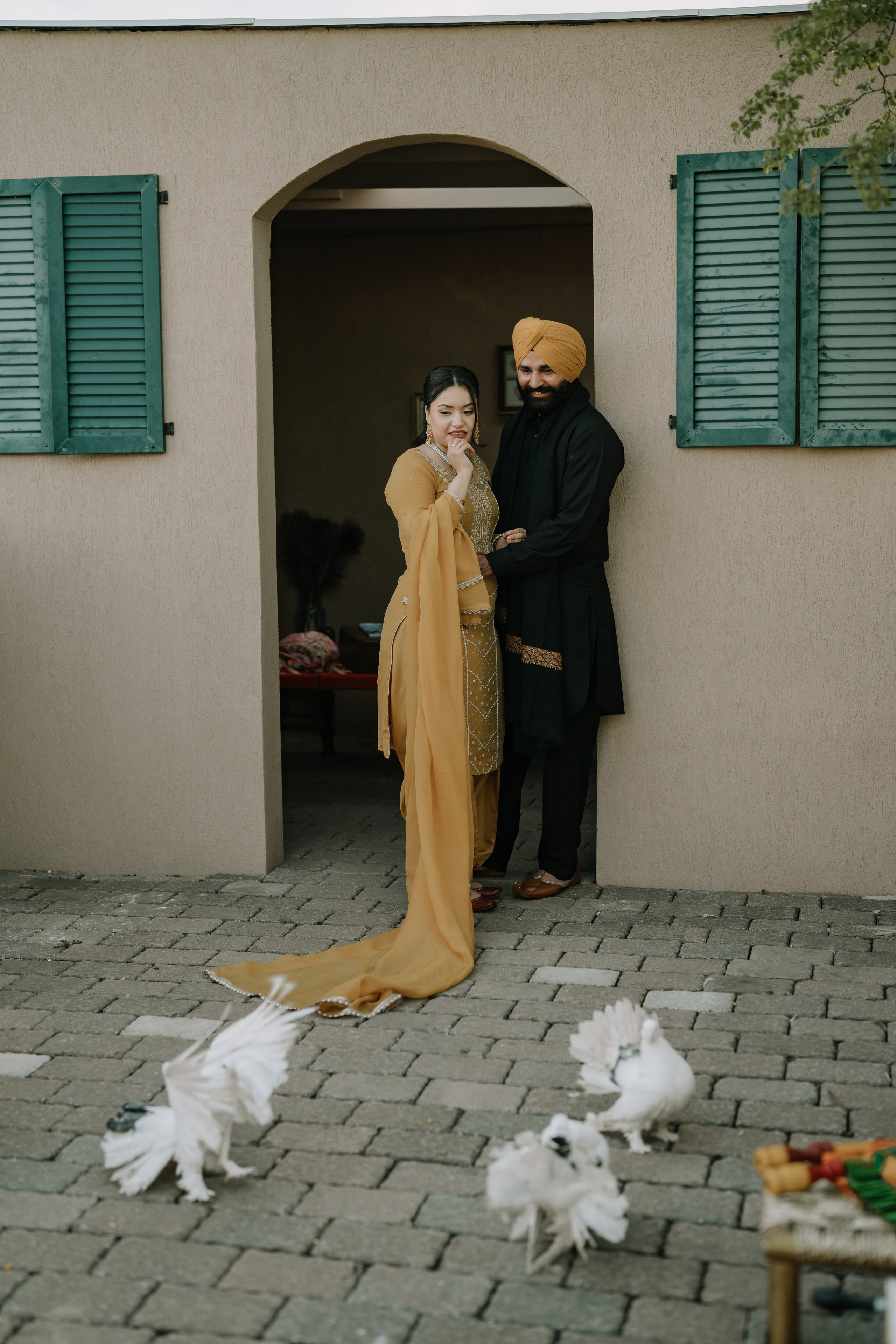 Gagan & Jasmeen. Wedding Photographer & Cinematographer studios