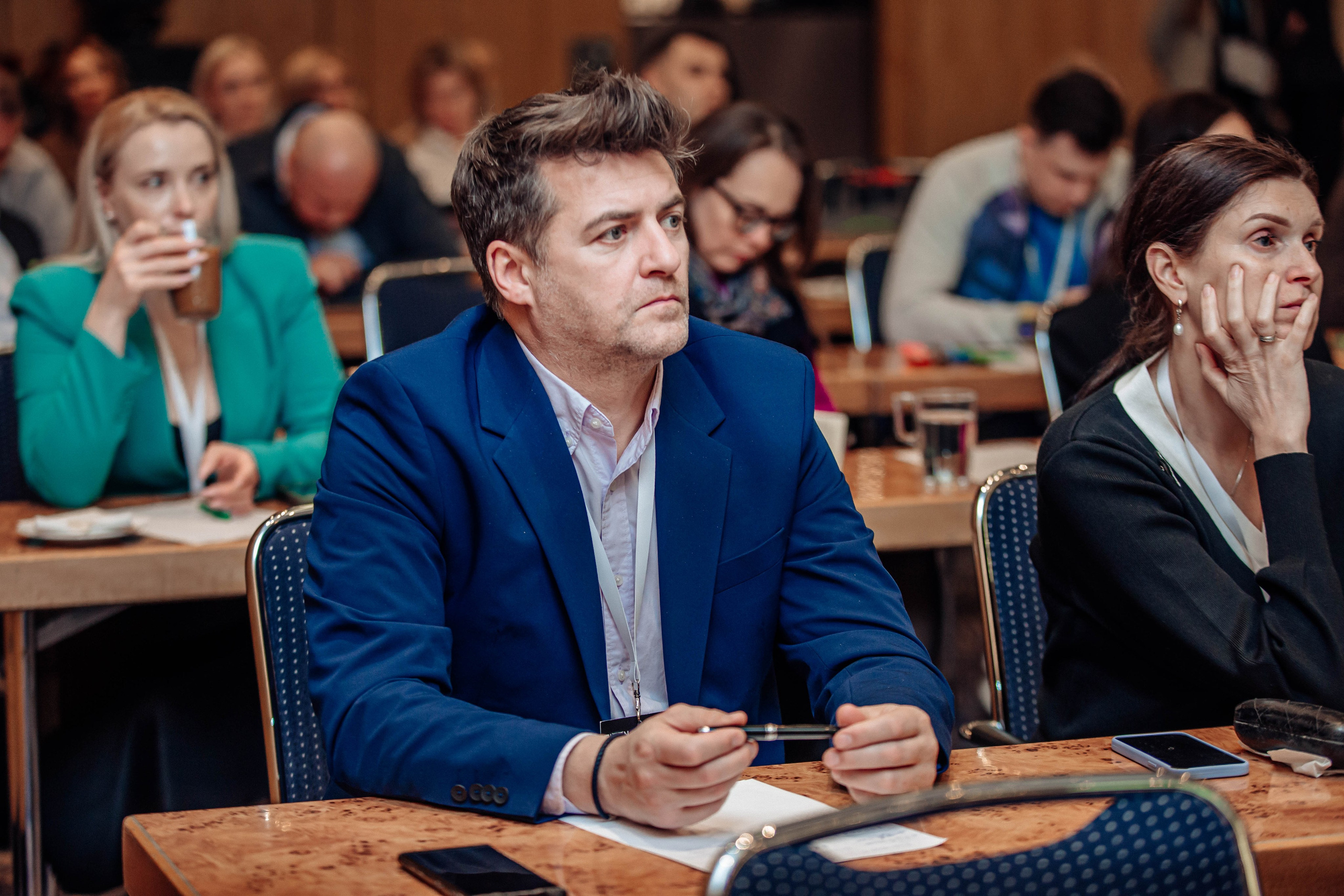 Club Bizon. Portrait family photographer in Berlin Elena Zakh