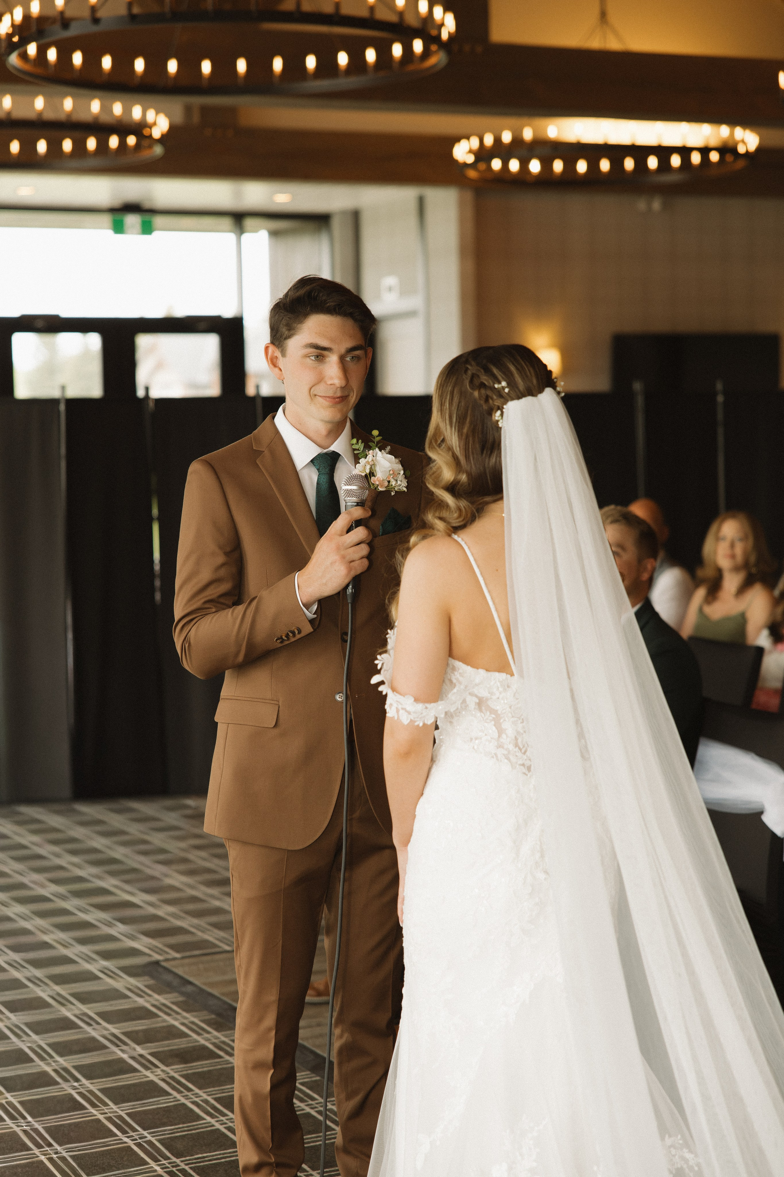 Jennifer & Ethan. Photographer Stanislav Antonov