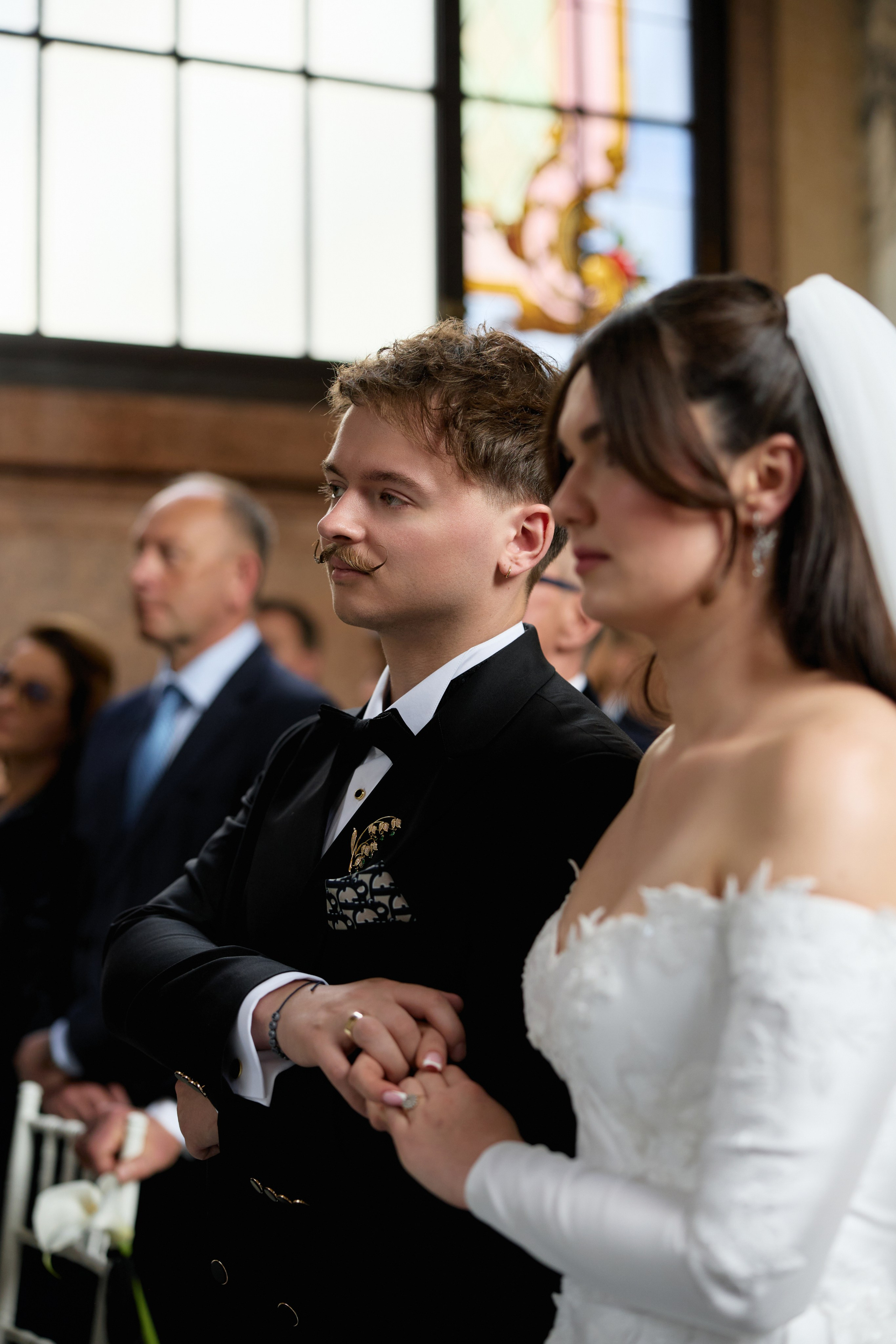 Wiktoria & Kacper. Pałac Goetz. Fotograf ślubny i rodzinny w Krakowie Yana Klymova