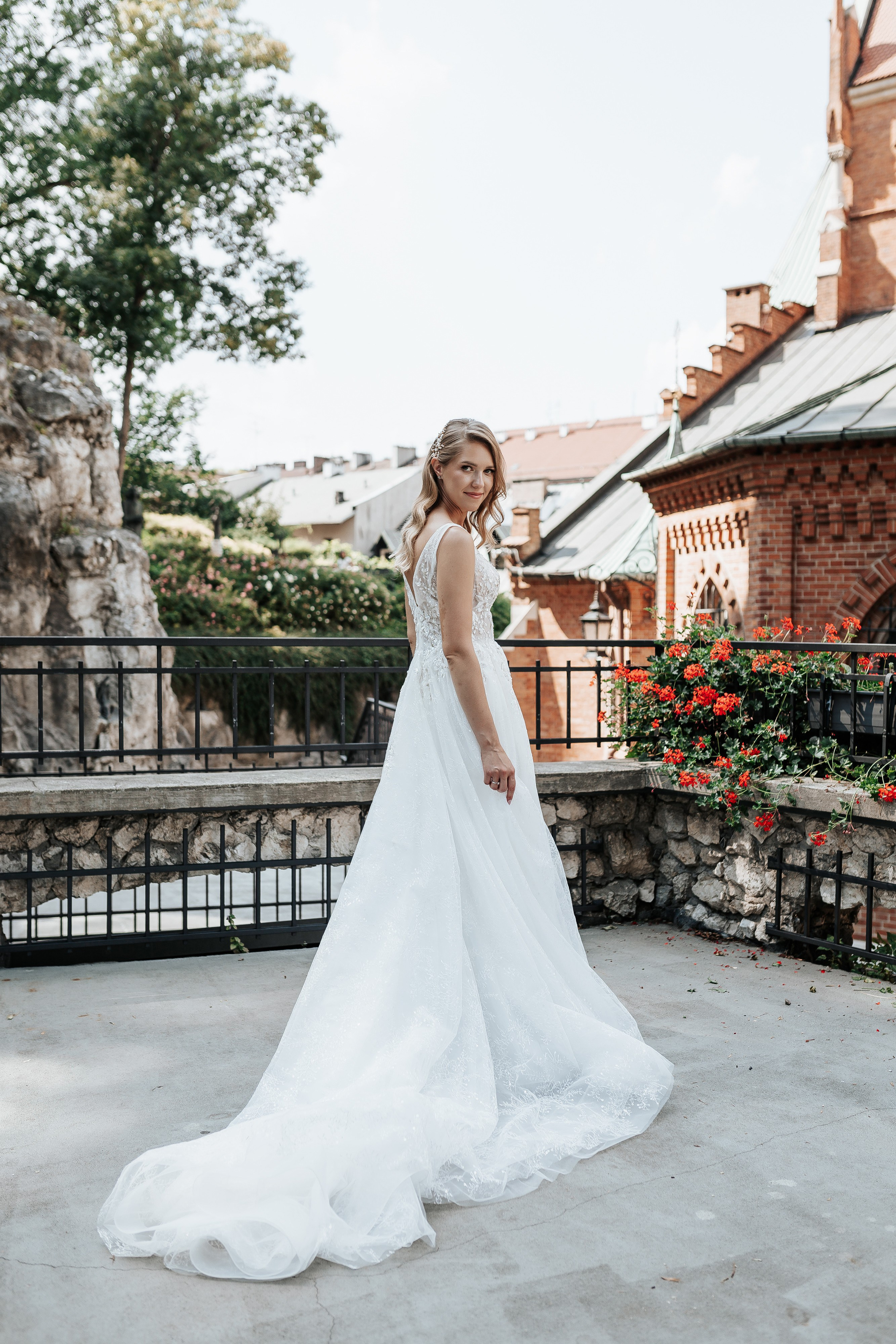 Valeria & Vitaliy. Ziyad Restaurant. 2024. Fotograf ślubny i rodzinny w Krakowie Yana Klymova