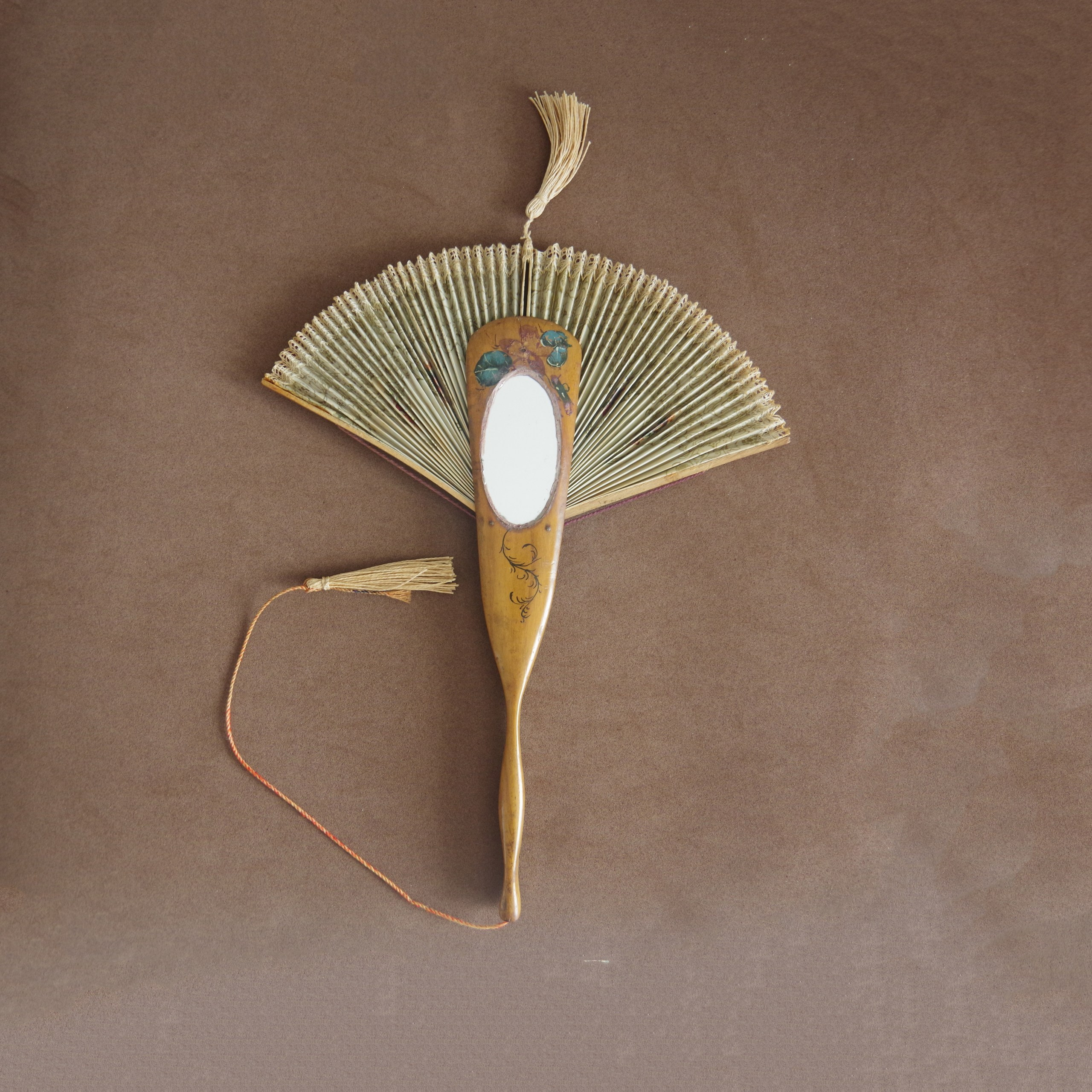 Cocarda. Современнные и актикварные украшения в Барселоне, Москве и Санкт-Петербурге