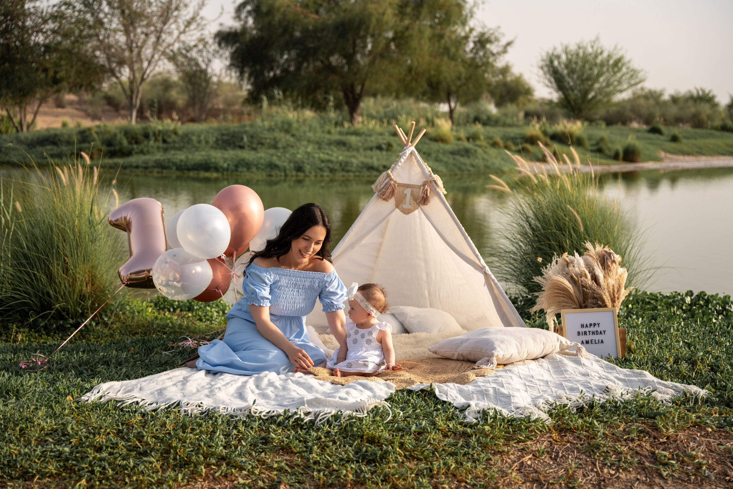 Lake oh happiness. Angela Iakovleva — Family Photographer in Dubai