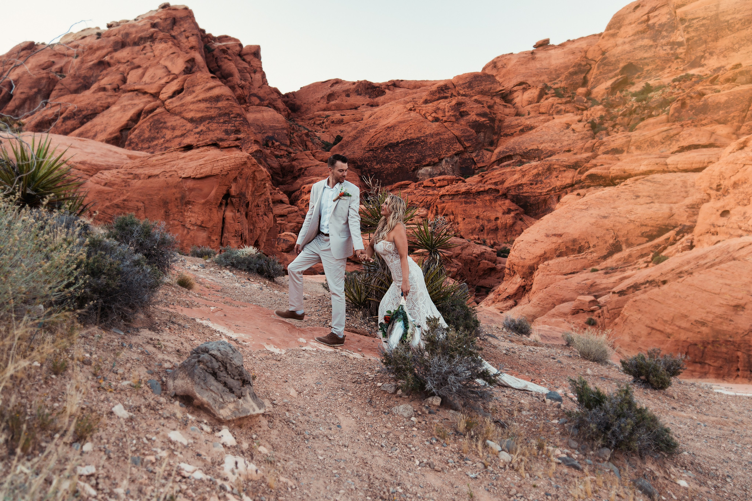 Kristin&Jerry. Wedding & elopement photographer Viktoriya Kravtsov. Las Vegas