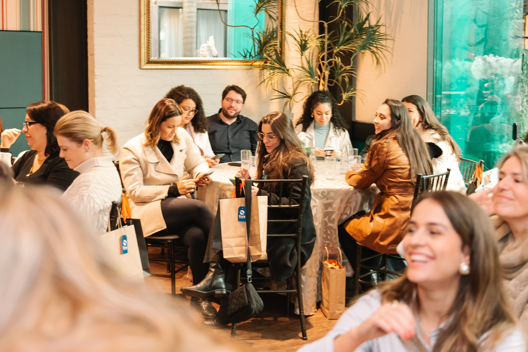 Café + Conteúdo | Casa Pinezi. 78 Imagens