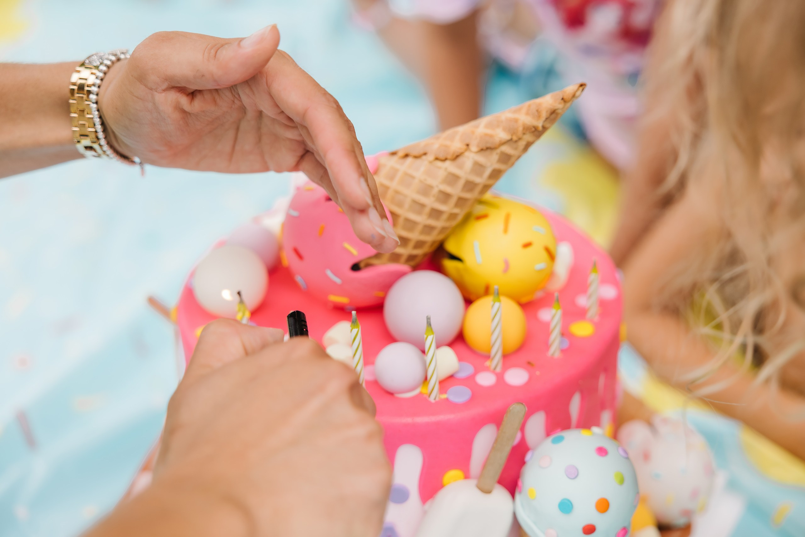 Birthday Party. Wedding family event photographer in Chicago Nick Yushevich