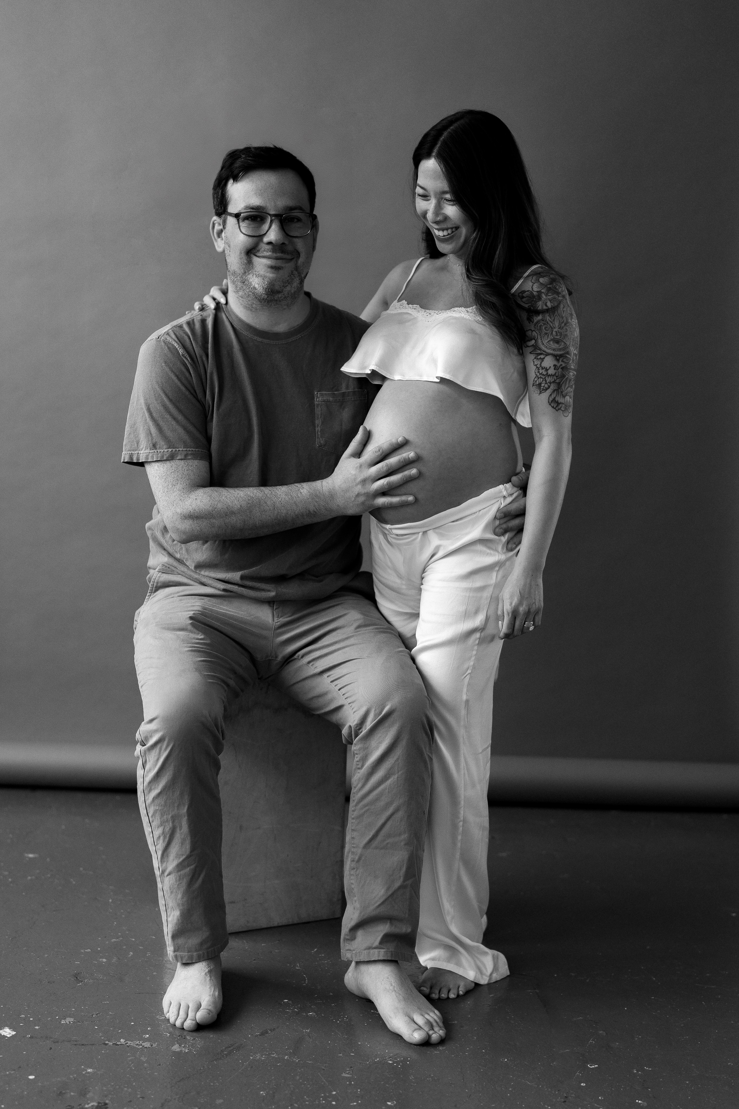 Krystal. Modern maternity photographer in Long Island New York