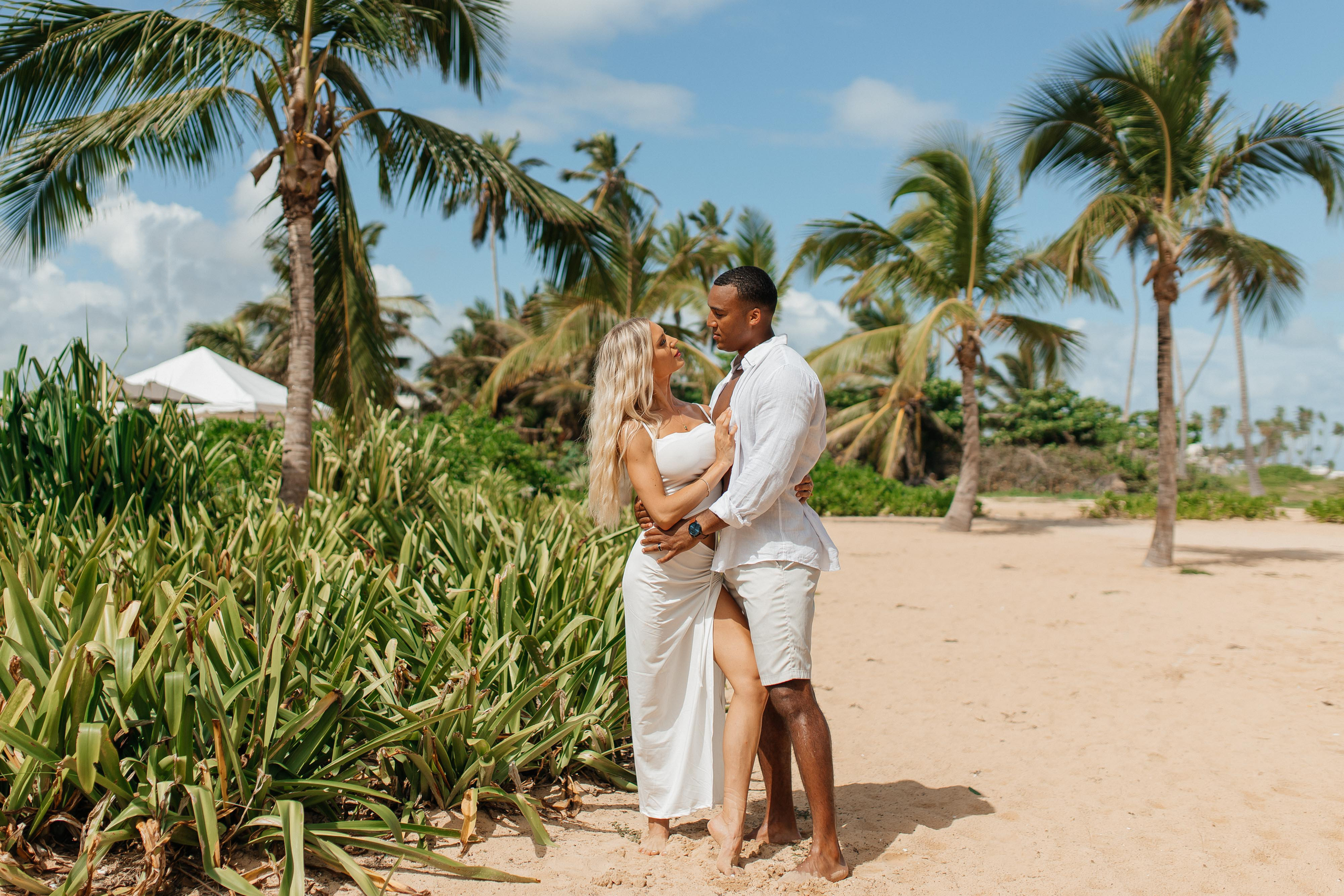 Love story (Morning). Photographer in Punta Cana Anni Robles