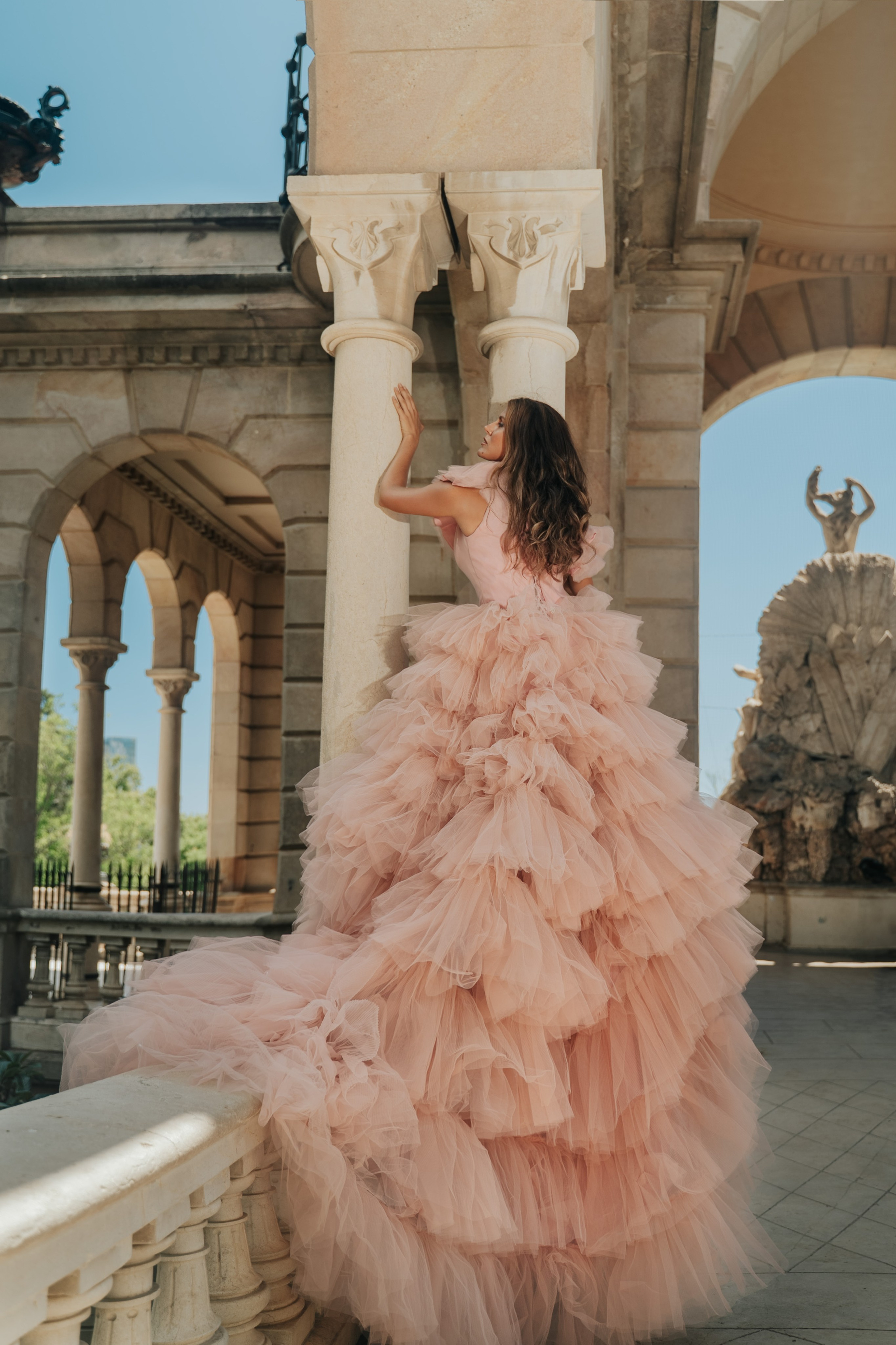 What to do in Barcelona: Wow Dress Photoshoot