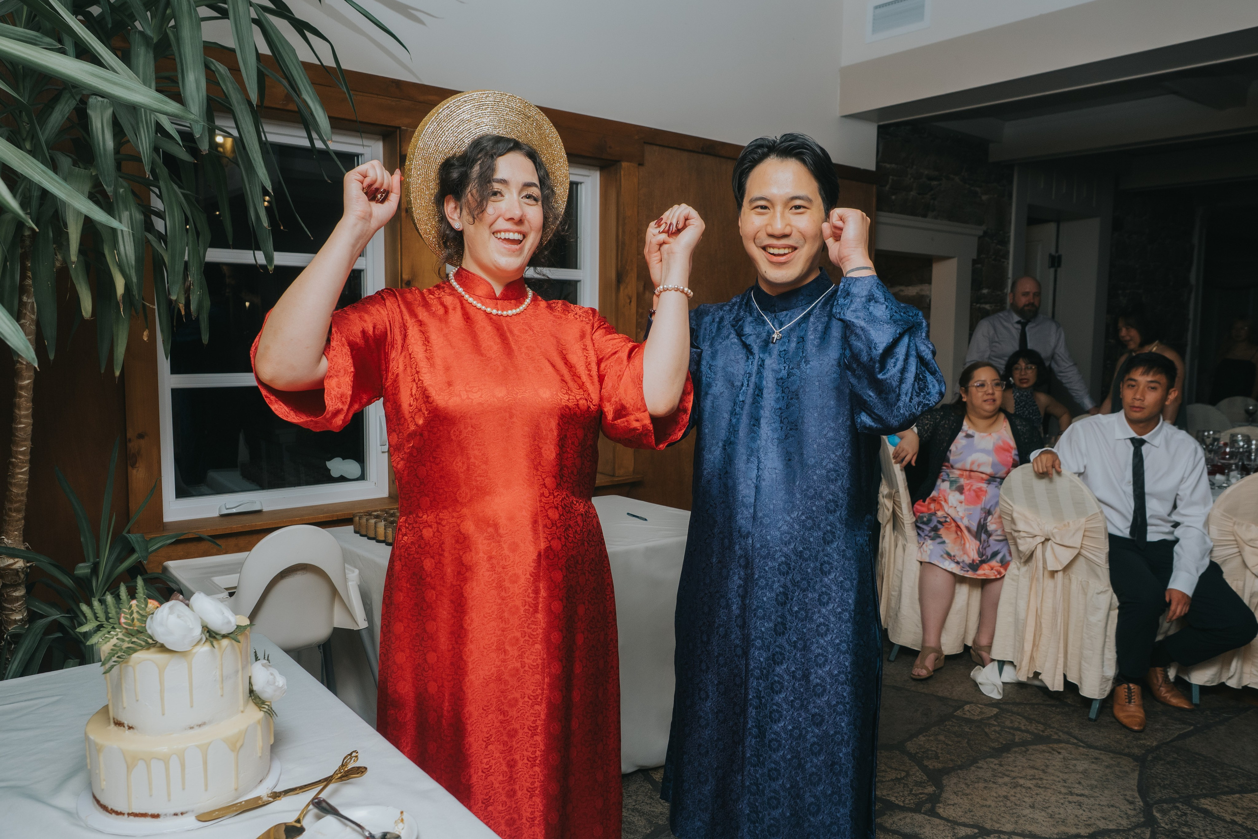 Wedding of Camille and Dinh. Wedding and Family Photography Montreal Muriel Oe Photo