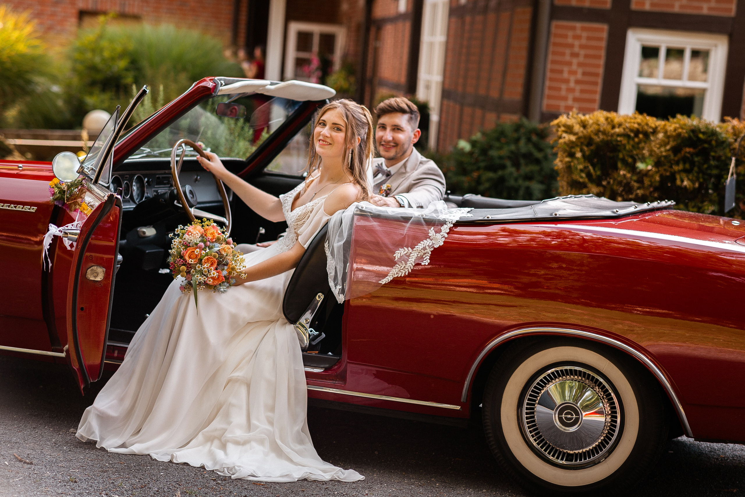 Vanessa & Mathias. Photo & Make-up Galina Neuberger. Fotografin & Vigasistin aus Bohmte