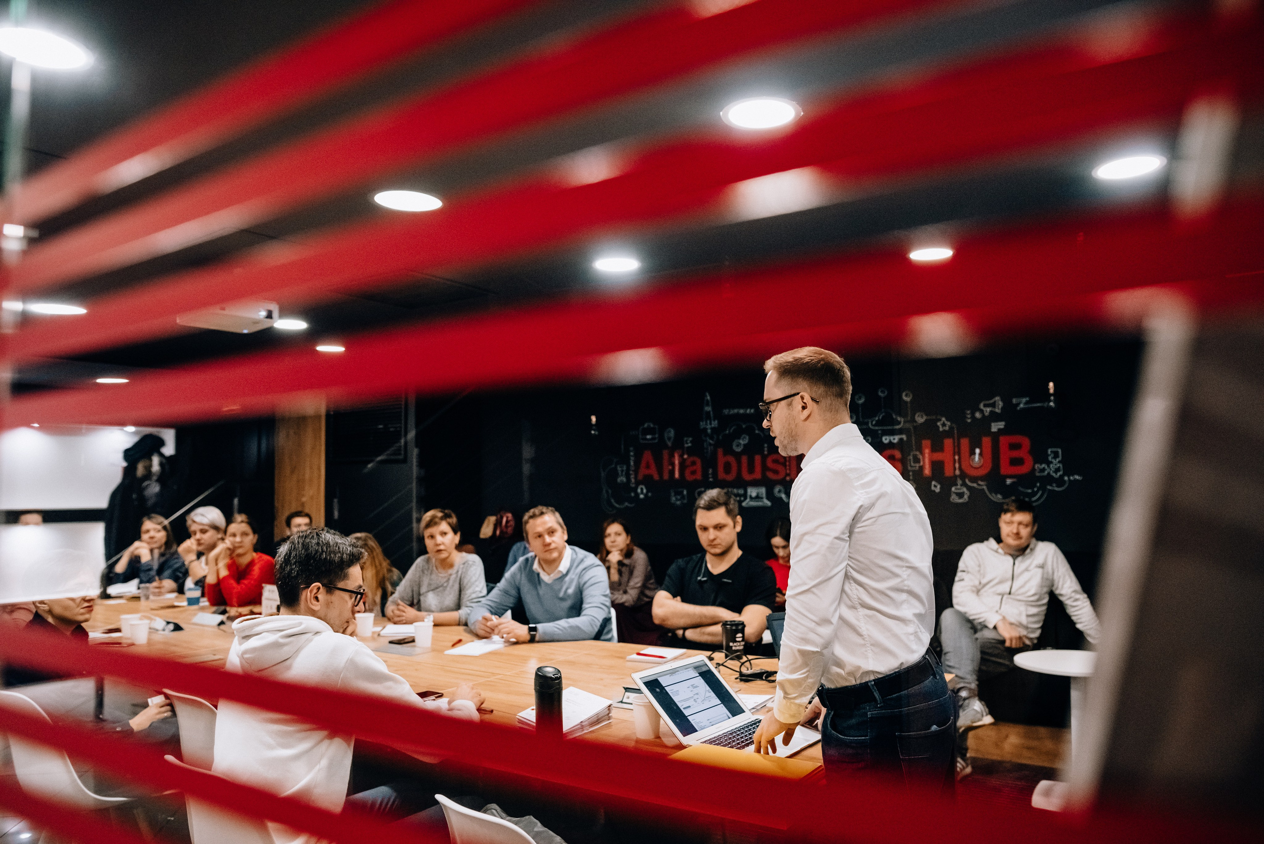 Business lecture. Destination Wedding photographer Italy, France, Germany, Spain, Poland Oleg Zaicev