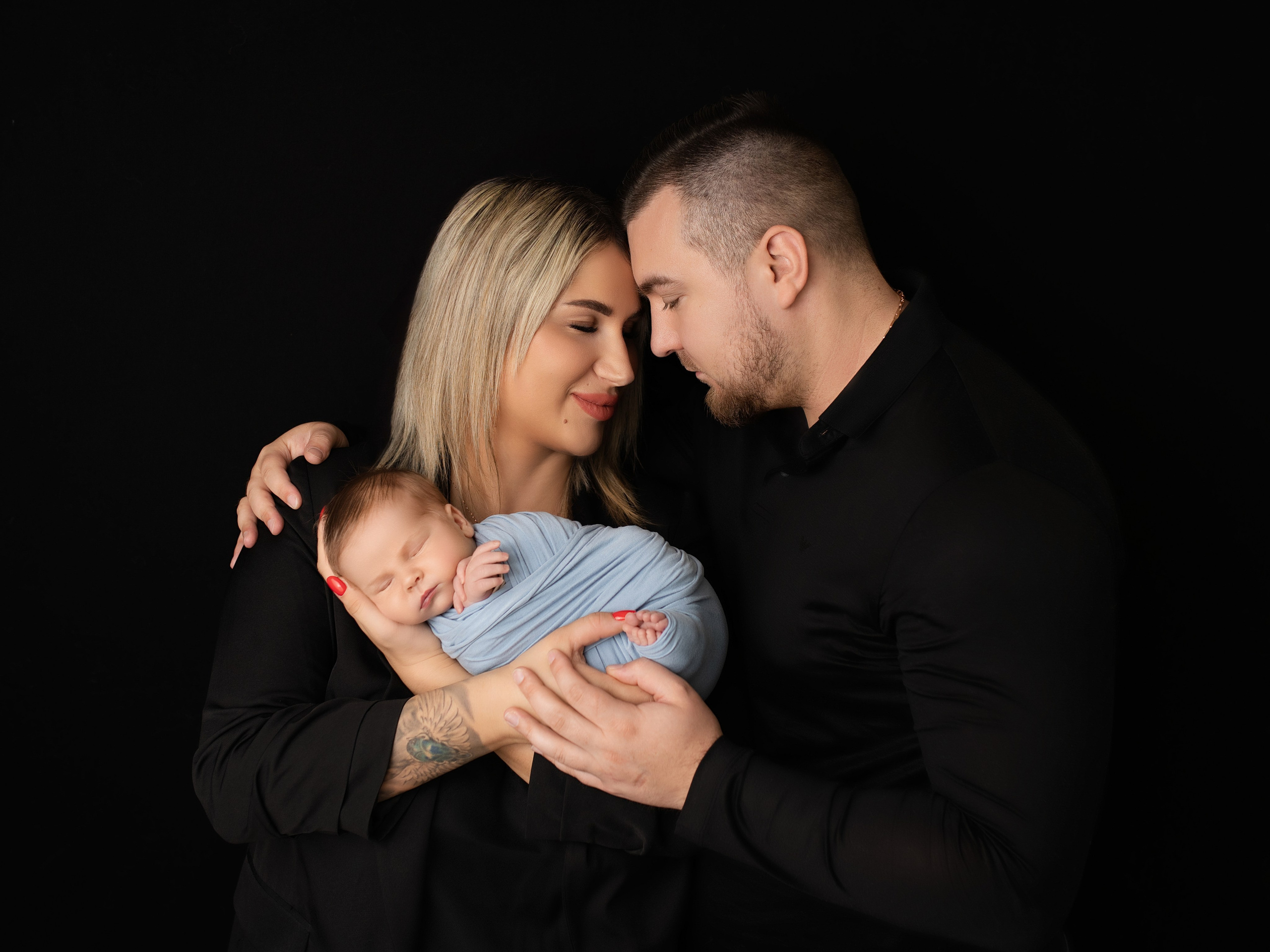 Esu Aleksandra naujagimių ir kudikių fotografė iš Vilniaus