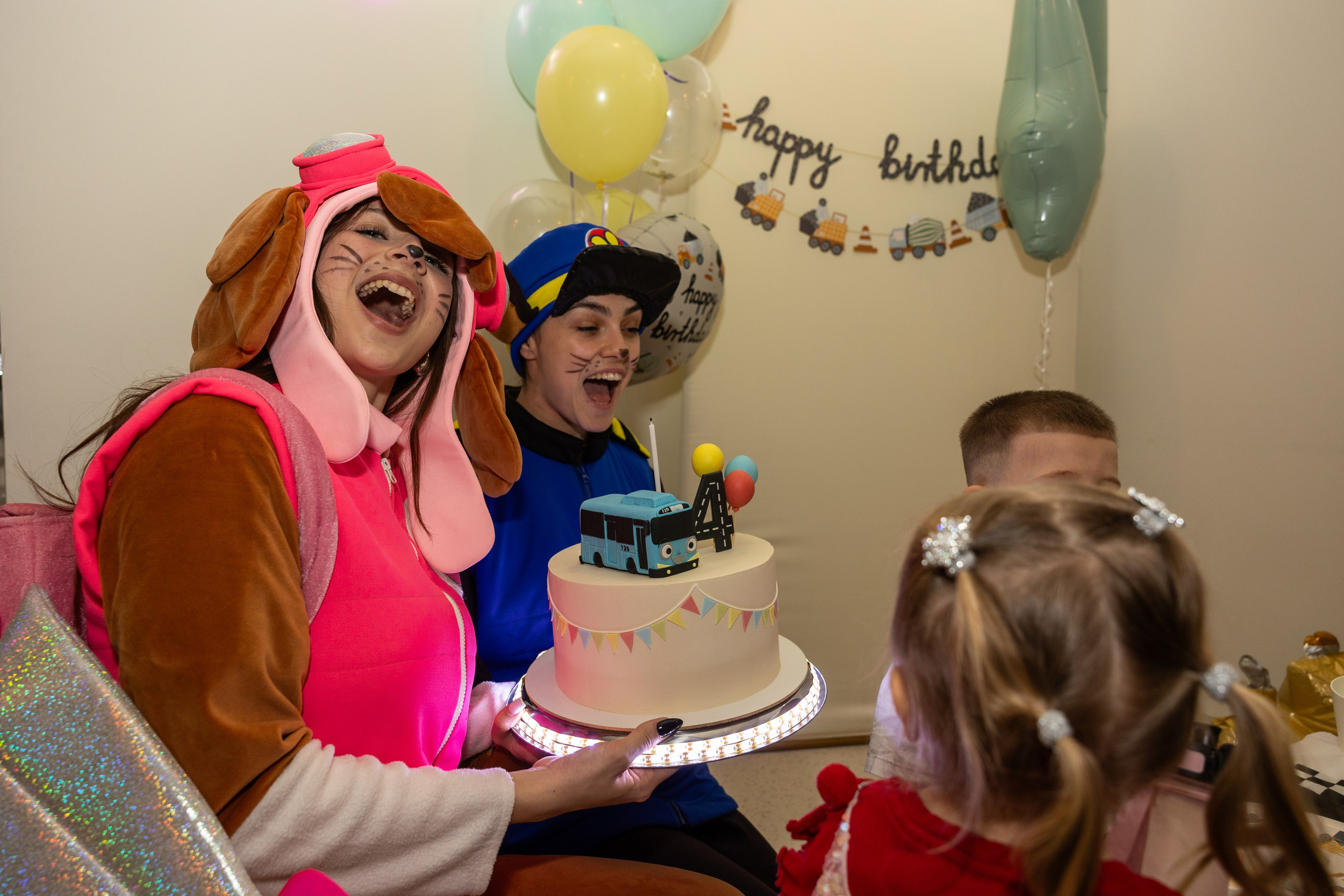 День рождения Артёма 24 января 2026 года. Семейный и детский фотограф в Варшаве Мила Бобровская